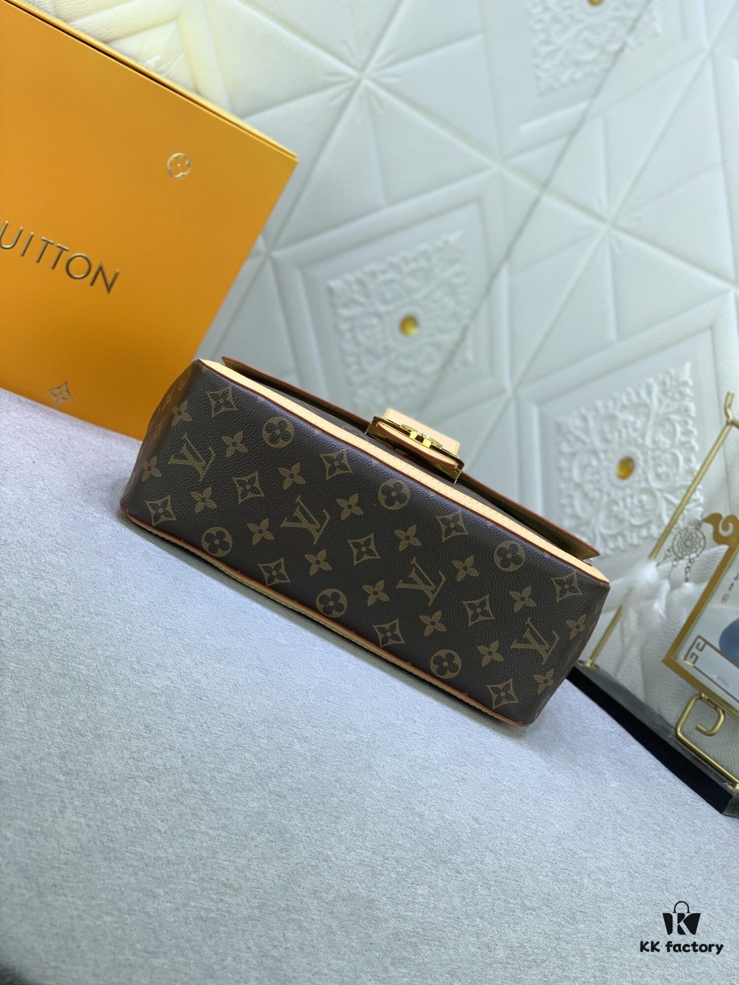 693069936e68136f4d9a4da8 Upgraded Original M47149 Monogram Dauphine Soft Large Tote Bag