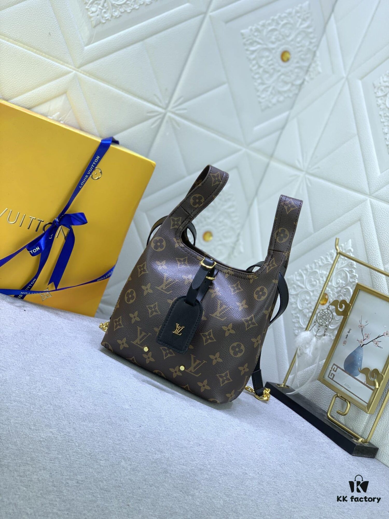 6930699c6e68136f4d9a4db7 Upgraded Original M46816 Yellow Flower Vintage Atlantis BB Handbag