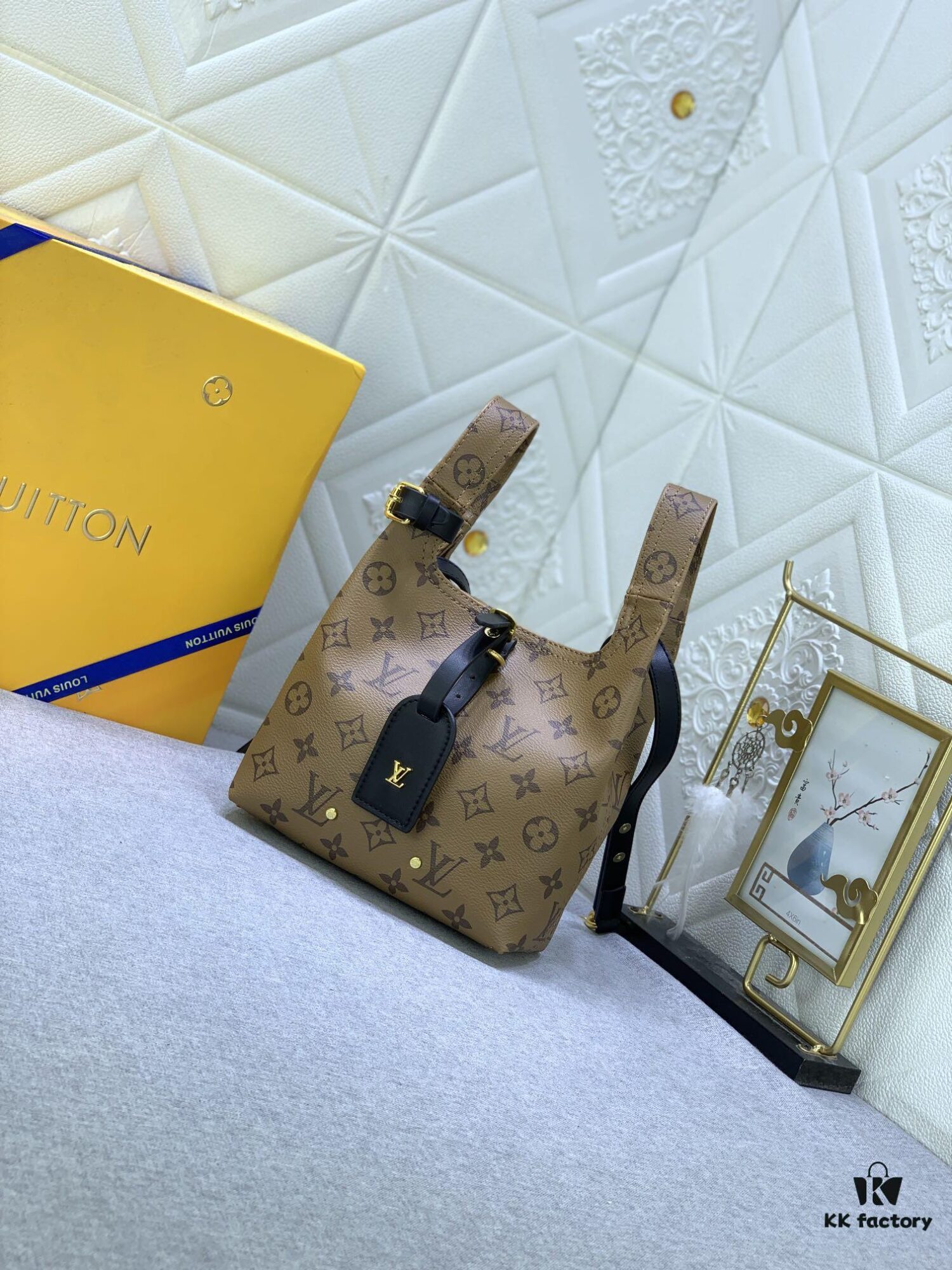 693069a56e68136f4d9a4dc1 Upgraded Original M46816 Yellow Flower Vintage Atlantis BB Handbag