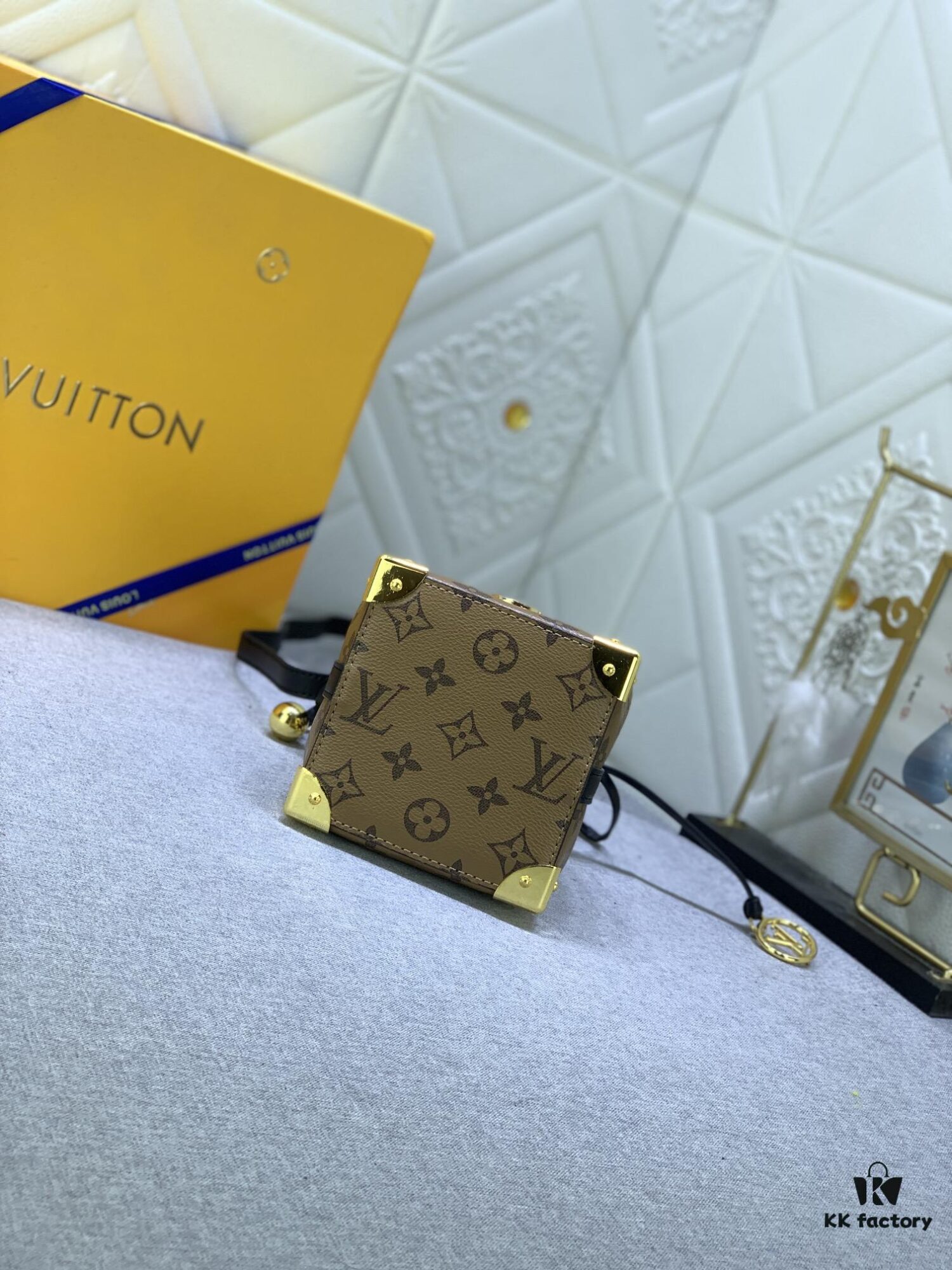 693069b86e68136f4d9a4dda Upgraded Original M83227 White Color M82885 Mini Bucket Bag 'Shaomai' Series Online Only Handbag M82885 Yellow Flower (Shaomai Bag)