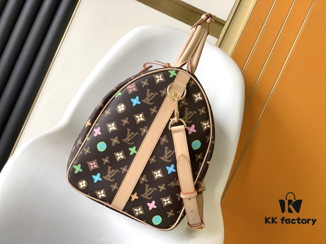 69306a156e68136f4d9a4e87 M24901 LV X YK Keepall 50, Year's Hottest Style, Crafted in Damier Graphite Canvas with Classic Design and Iconic Details