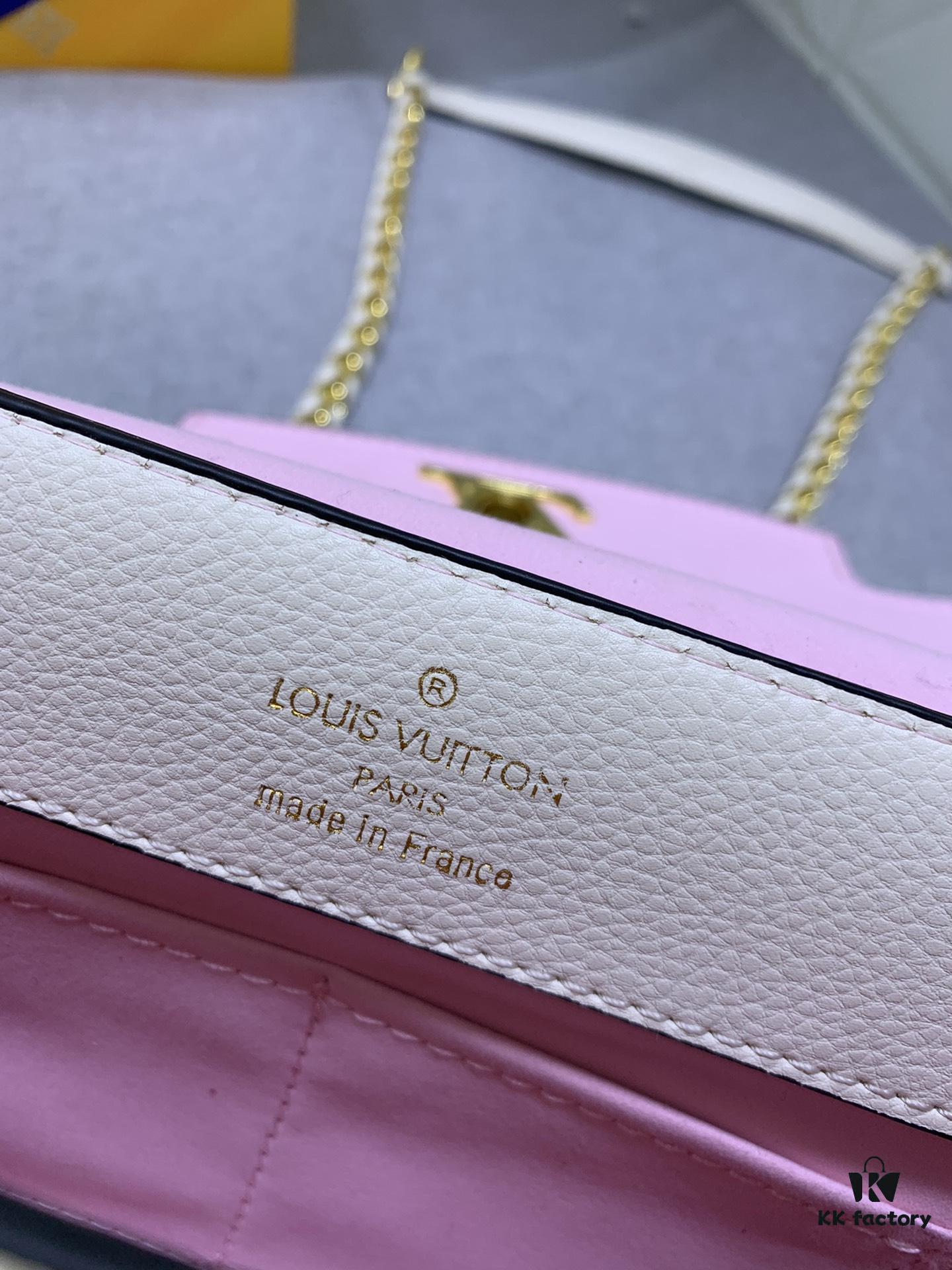 69306a1d6e68136f4d9a4e96 Upgraded Original M22626 M21088 M21052 M20997 This Season, the Compact Lockme Ever Mini Bag Features Fashionable New Hues in Grained Calfskin Leather
