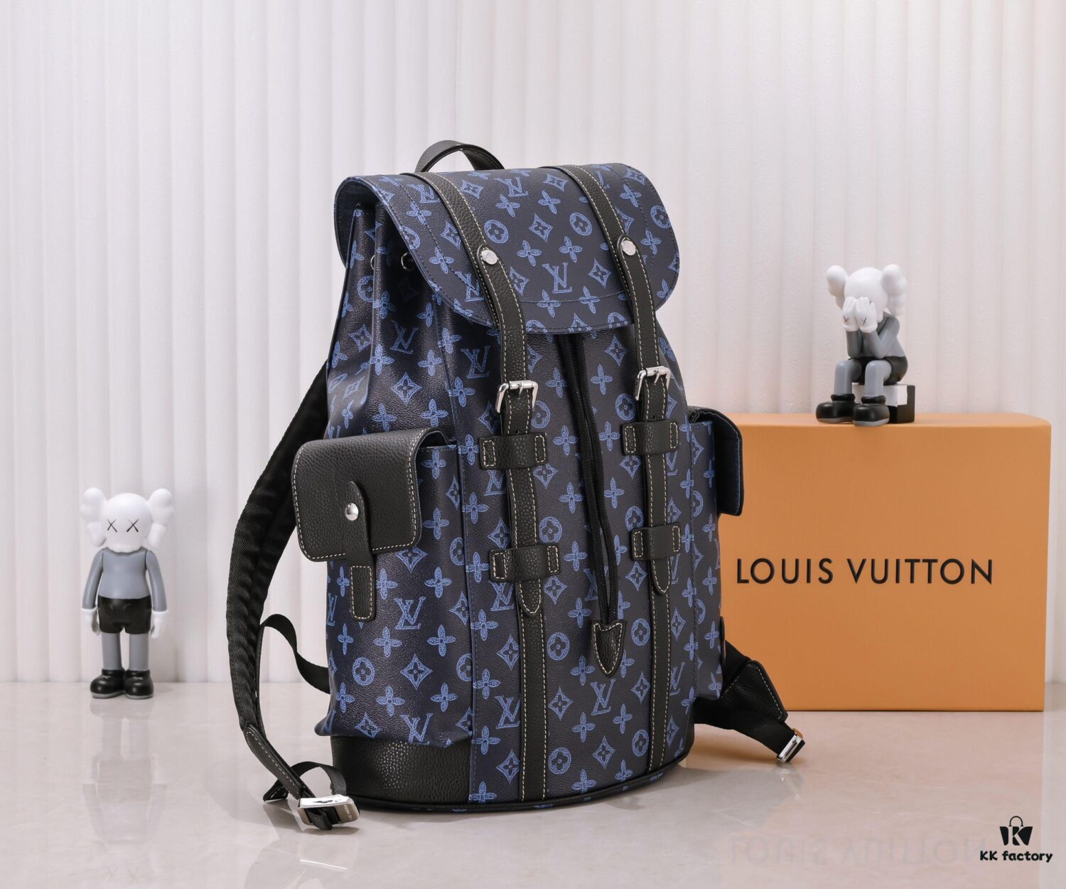 69306a4c6e68136f4d9a4ef6 M46338 Christopher Medium Backpack