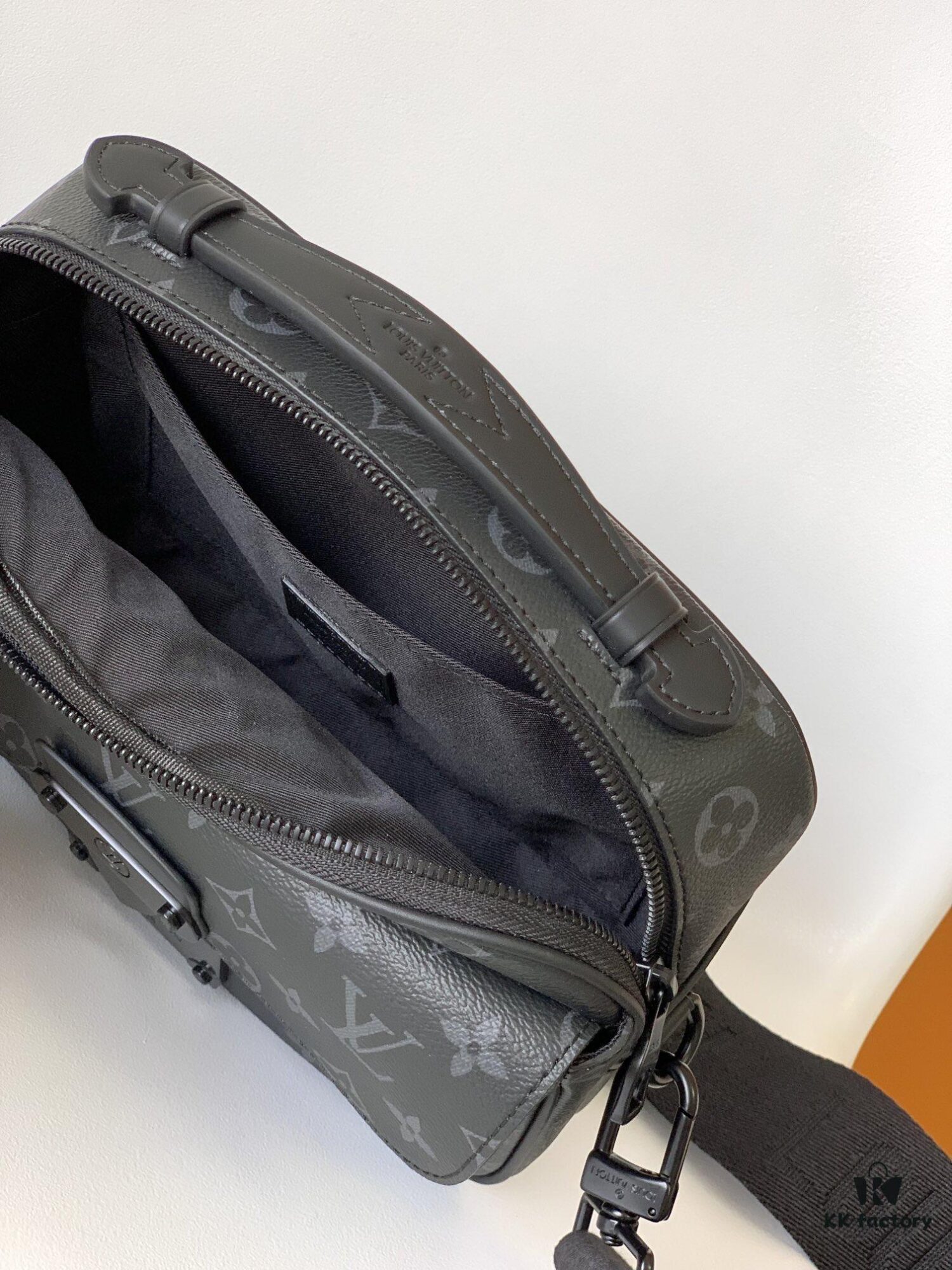 69306a576e68136f4d9a4f0c Top Quality Original Replica Exclusive Real Shot S Lock Messenger Bag M58489 Embossed M45806 Black Flower M45806 Black M45836 Blue M46243 Purple M46246 Green
