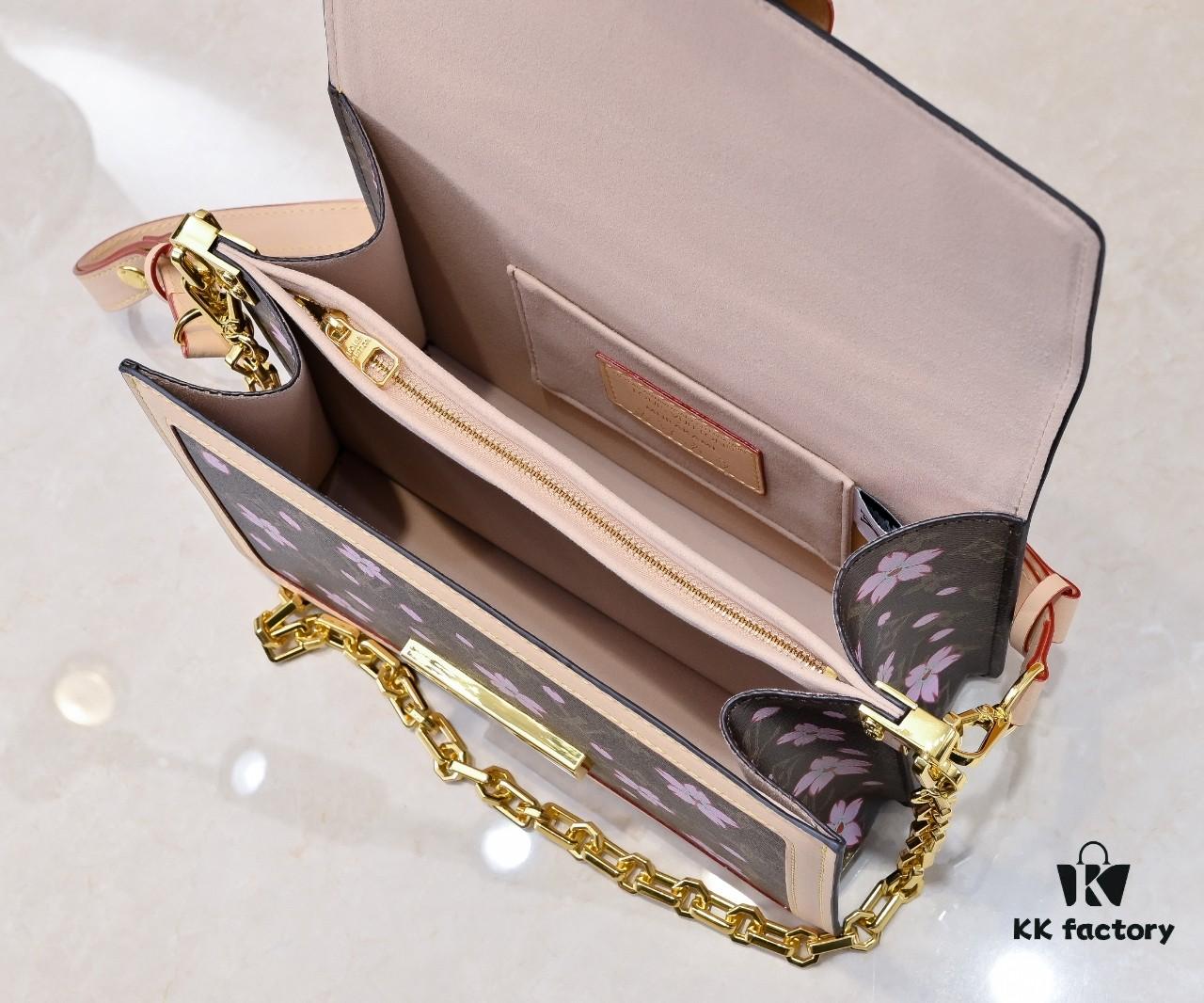 69306aa56e68136f4d9a4fa9 Murakami Pink Cherry Blossom Daphne Upgrade 💥 Louis Vuitton Spring 2025 Collection Messenger Bag M43599 / 44391 / 44580 Latest Version Métis Mini Handbag