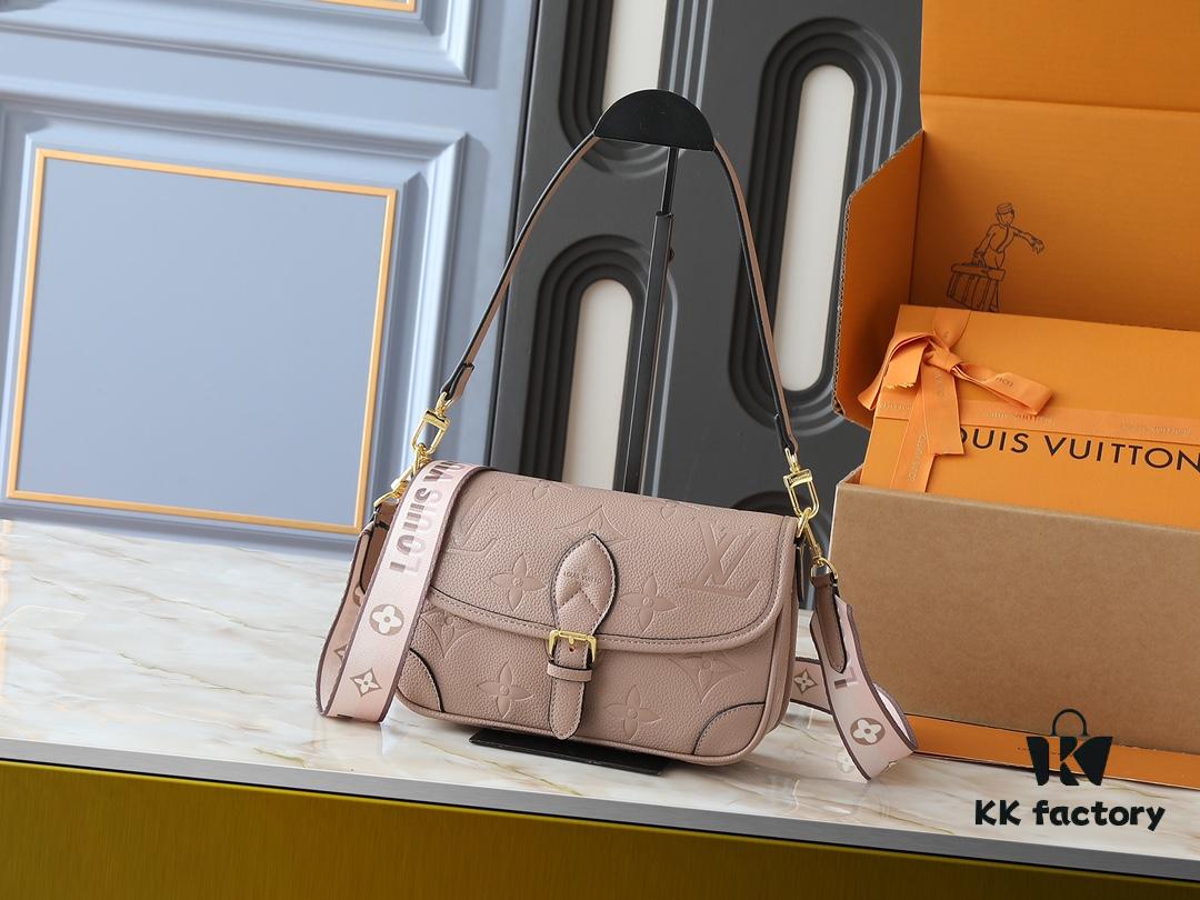 69306aa76e68136f4d9a4fad Upgraded Original M46583 M46584 M46386 M46388 M45985 Full Leather Baguette Bag Series New Diane Handbag