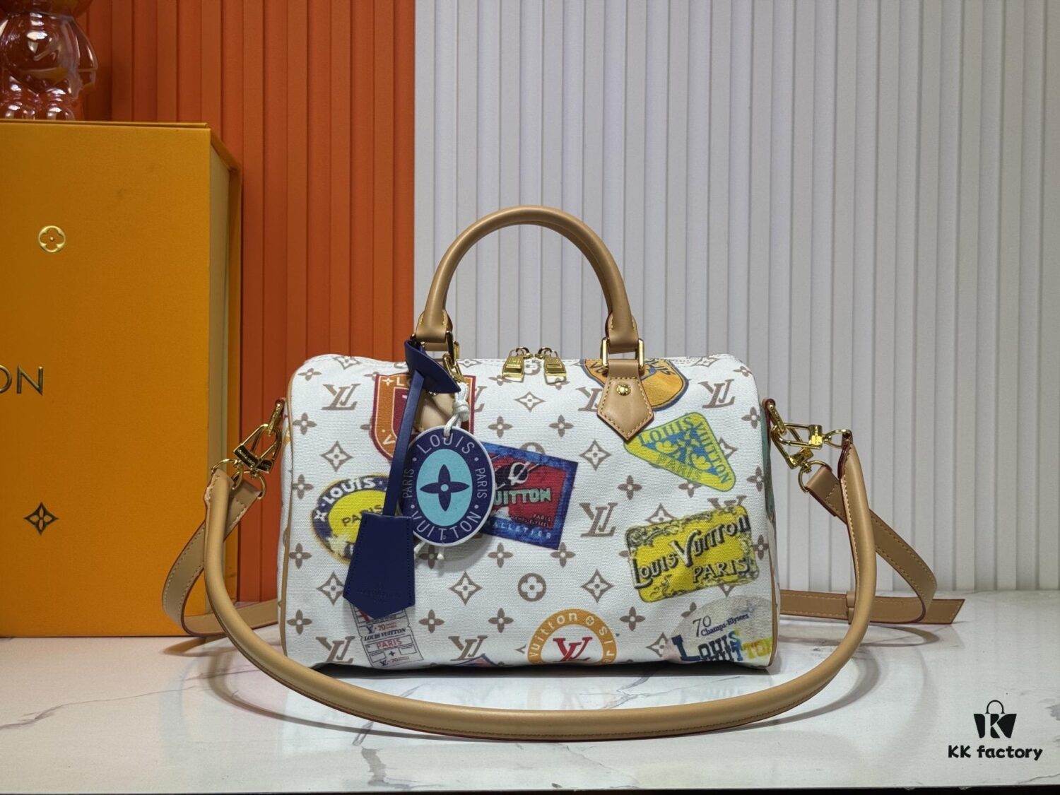 69306ac46e68136f4d9a4fe3 M14587 Speedy Soft 30 Handbag