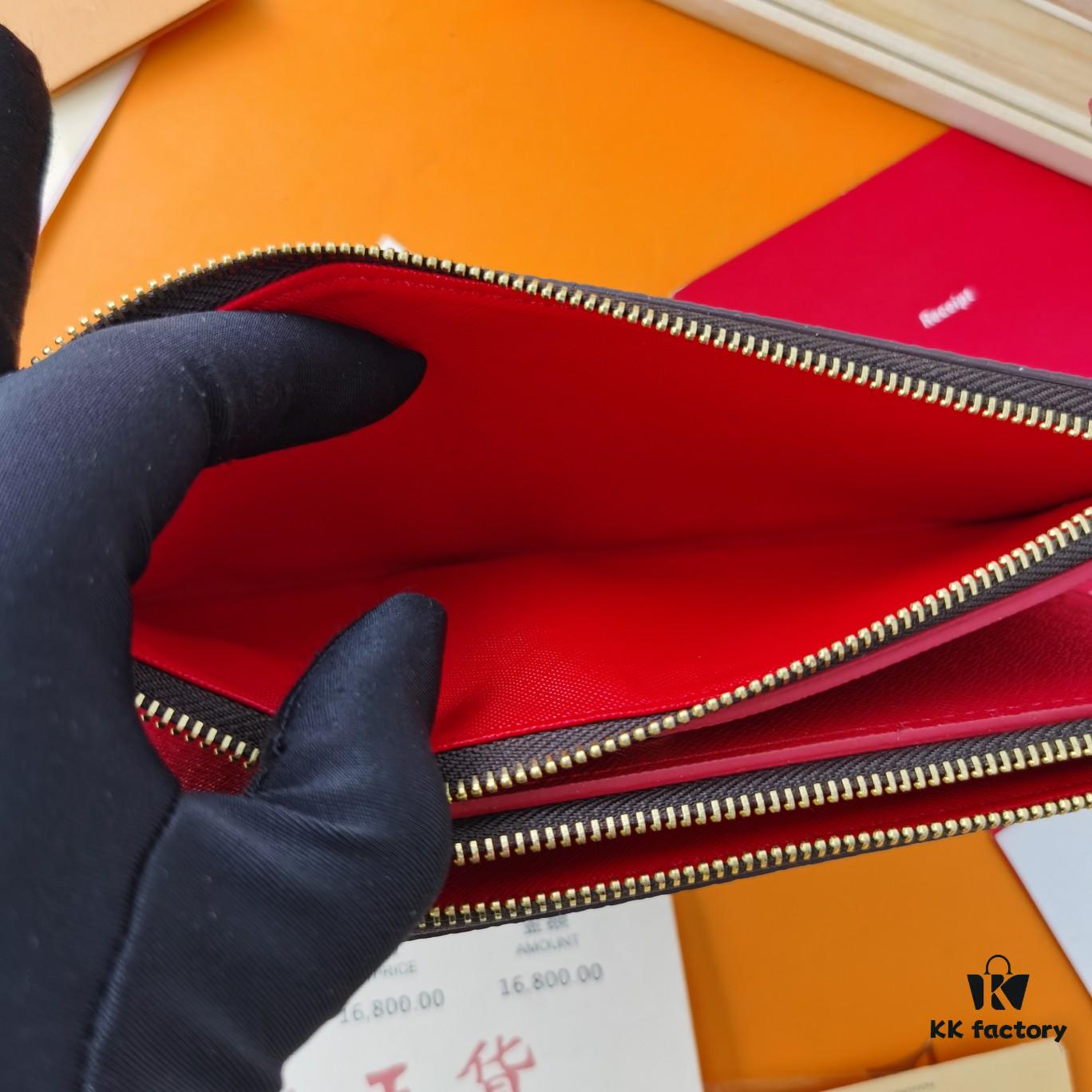 M61269 Bright Red Super Practical Style, Still Hot! Official Website Synchronized Version!