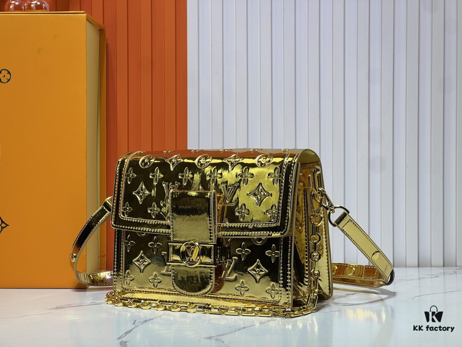 69306afe6e68136f4d9a5045 Daphne Gold Silver 💥 Louis Vuitton 2025 Spring Summer Collection Mailbox Bag M43599/44391/44580 Latest Version Métis Handbag