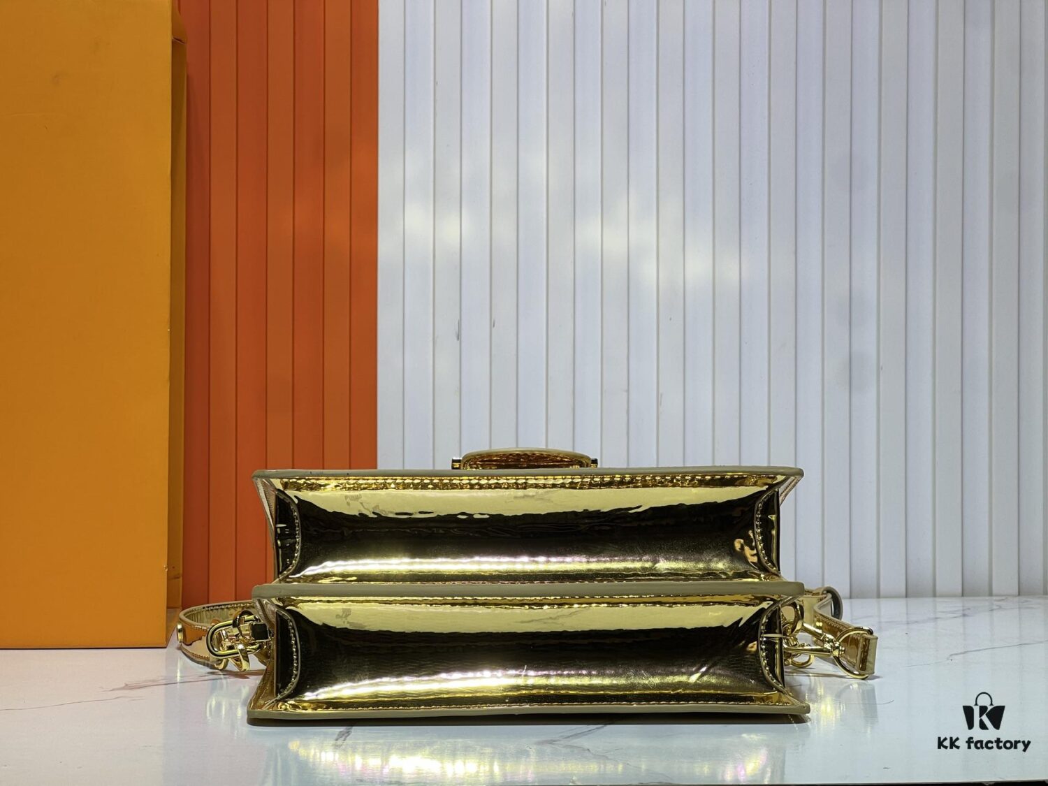 69306b006e68136f4d9a5049 Daphne Gold Silver 💥 Louis Vuitton 2025 Spring Summer Collection Mailbox Bag M43599/44391/44580 Latest Version Métis Handbag