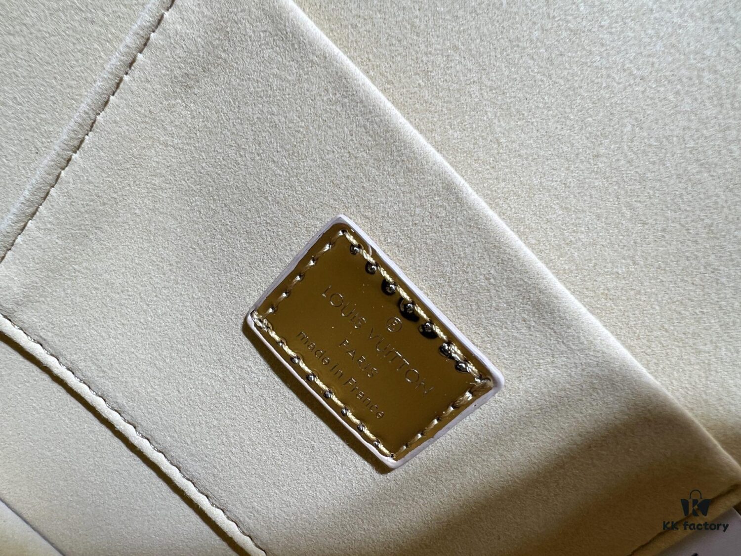 69306b036e68136f4d9a504c Daphne Gold Silver 💥 Louis Vuitton 2025 Spring Summer Collection Mailbox Bag M43599/44391/44580 Latest Version Métis Handbag