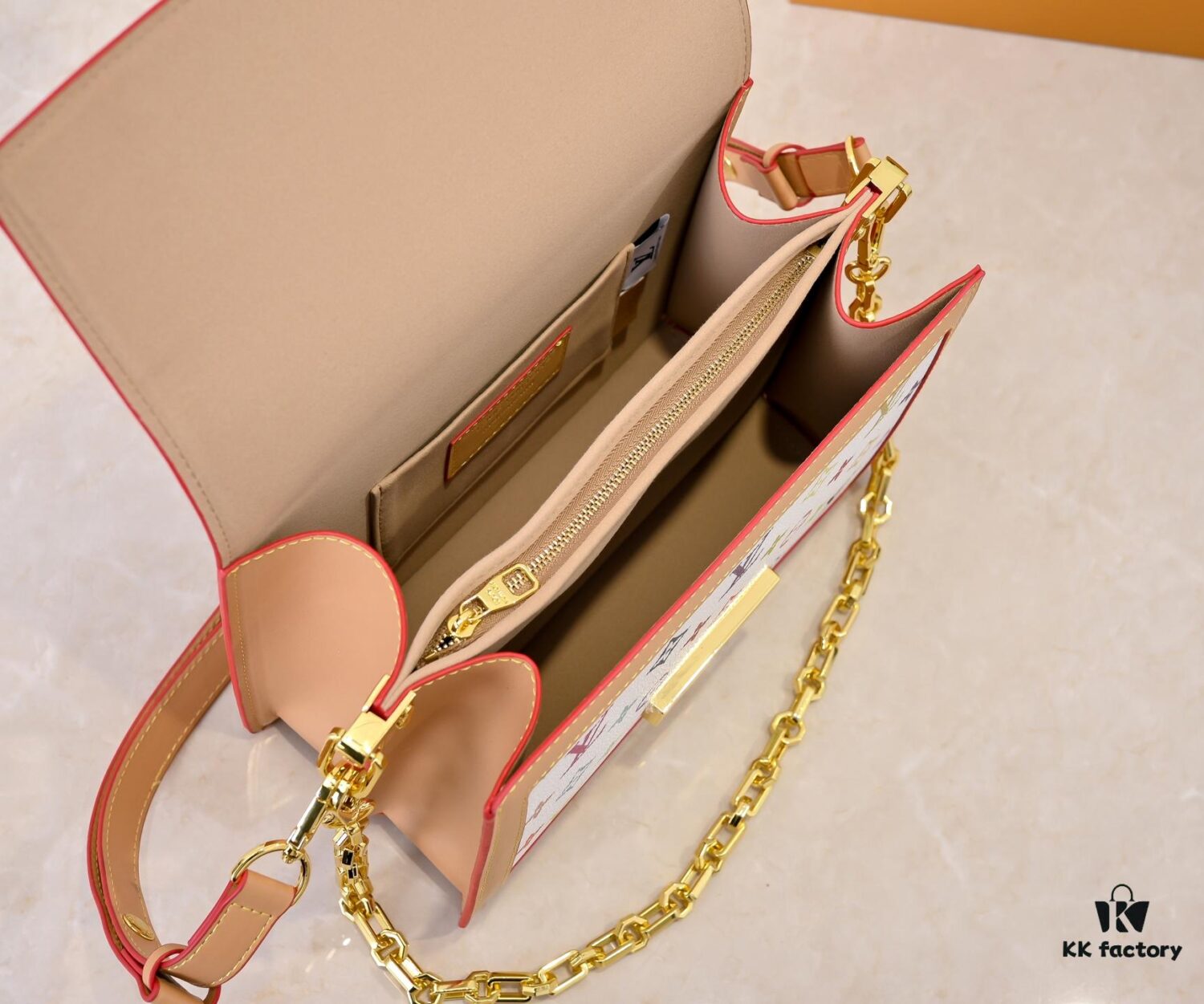 69306b1c6e68136f4d9a5070 Takashi Murakami White Tricolor Daphne Upgraded Version 💥 Louis Vuitton 2025 Spring Collection Messenger Bag M43599 / 44391 / 44580 Latest Release Métis Mini Handbag