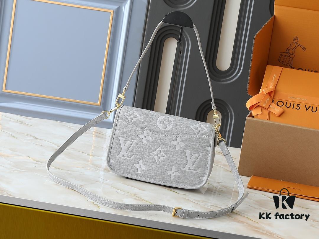 69306b216e68136f4d9a5077 Upgraded Original Full Leather Baguette Bag Series New Diane Handbag