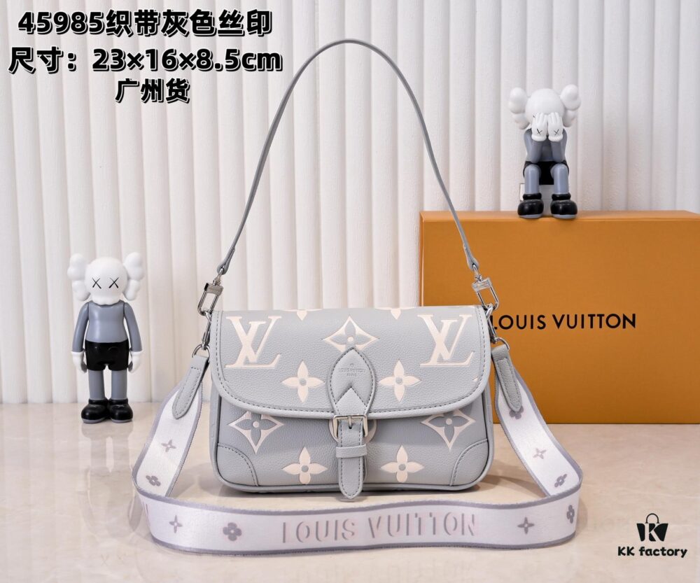 69306b466e68136f4d9a50b0 Exclusive Real Shot - Upgraded Version ‼️ M46386 Black M46388 White M45985 Full Leather Baguette Bag Series New Diane Handbag