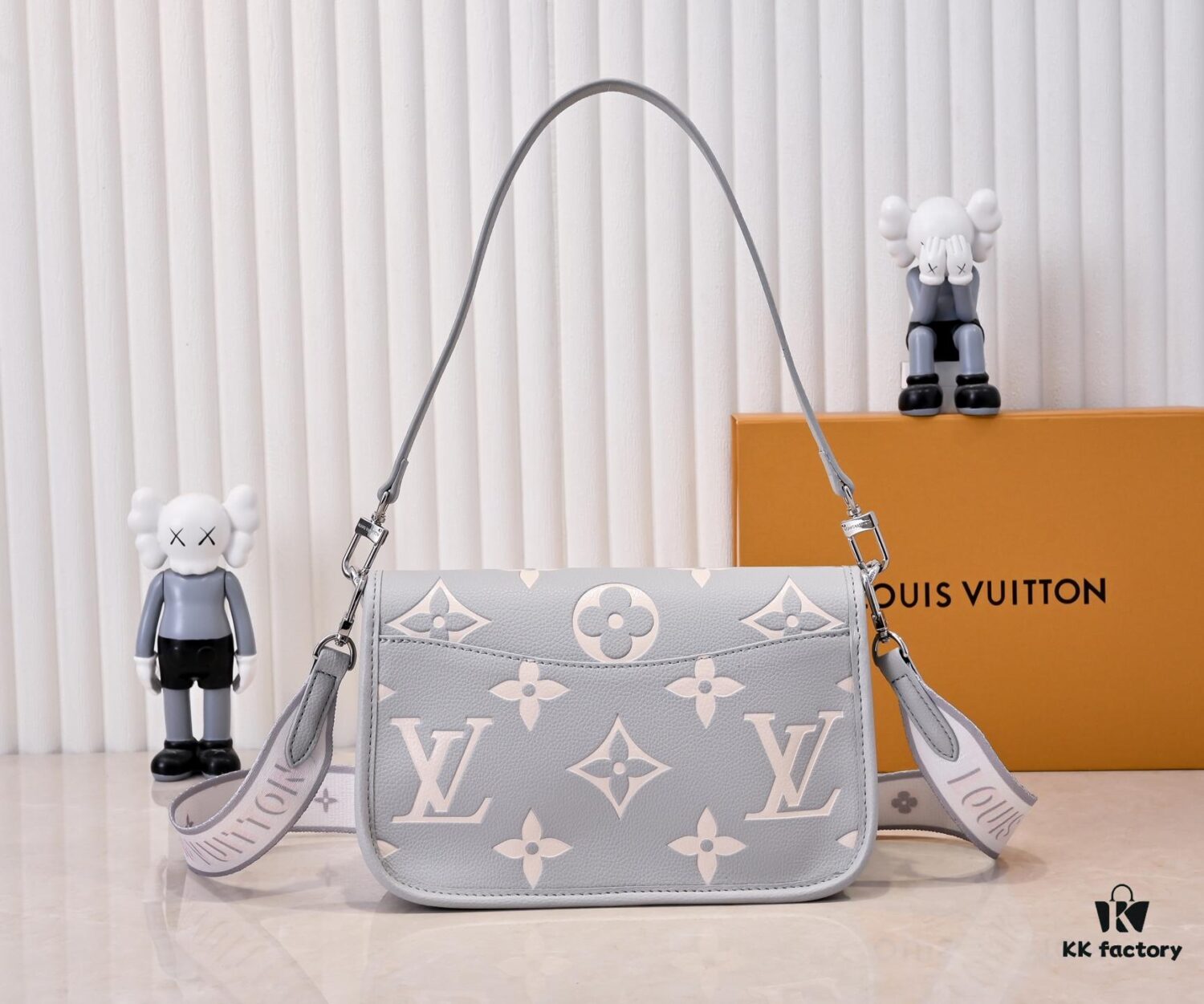 69306b476e68136f4d9a50b1 Exclusive Real Shot - Upgraded Version ‼️ M46386 Black M46388 White M45985 Full Leather Baguette Bag Series New Diane Handbag