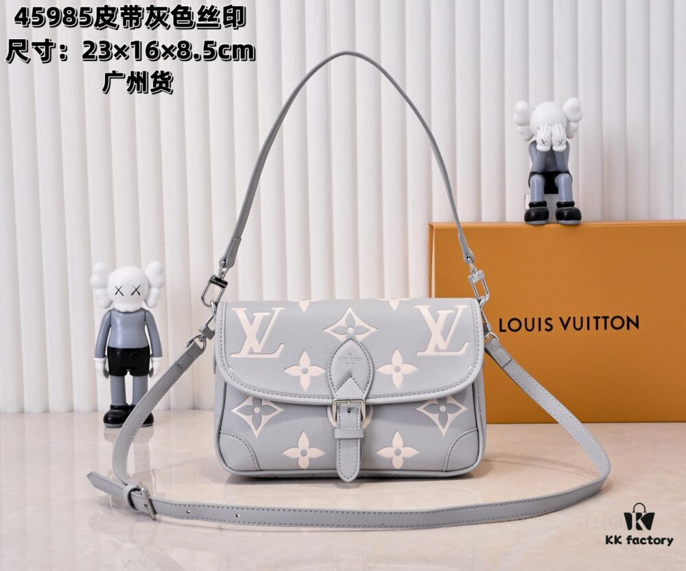 69306b516e68136f4d9a50c1 Exclusive Real Shot - Upgraded Version ‼️ M46386 Black M46388 White M45985 Full Leather Baguette Bag Series New Diane Handbag