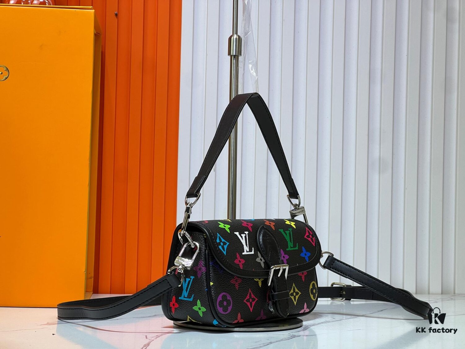 69306b646e68136f4d9a50d9 Upgraded Original M83566 M83300 M45985 Baguette Series New Diane Handbag