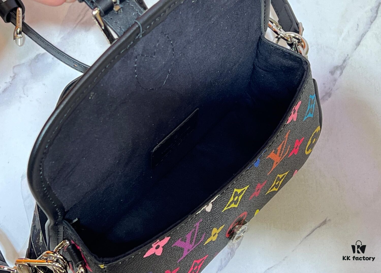 69306b696e68136f4d9a50e0 Upgraded Original M83566 M83300 M45985 Baguette Series New Diane Handbag