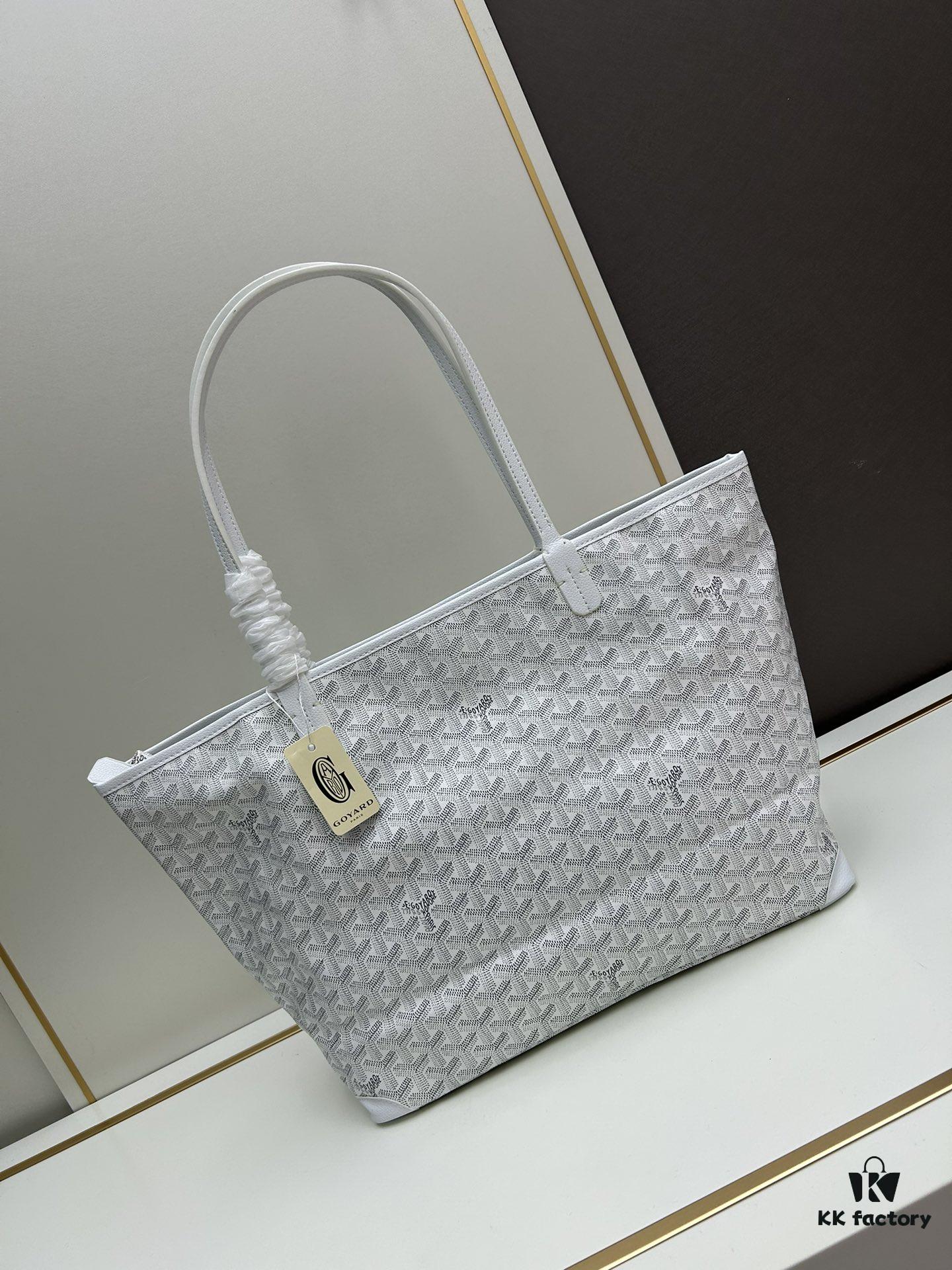 69306b7e6e68136f4d9a50fd Medium Artois Zip Tote Bag