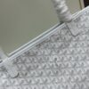 69306b806e68136f4d9a50ff Medium Artois Zip Tote Bag