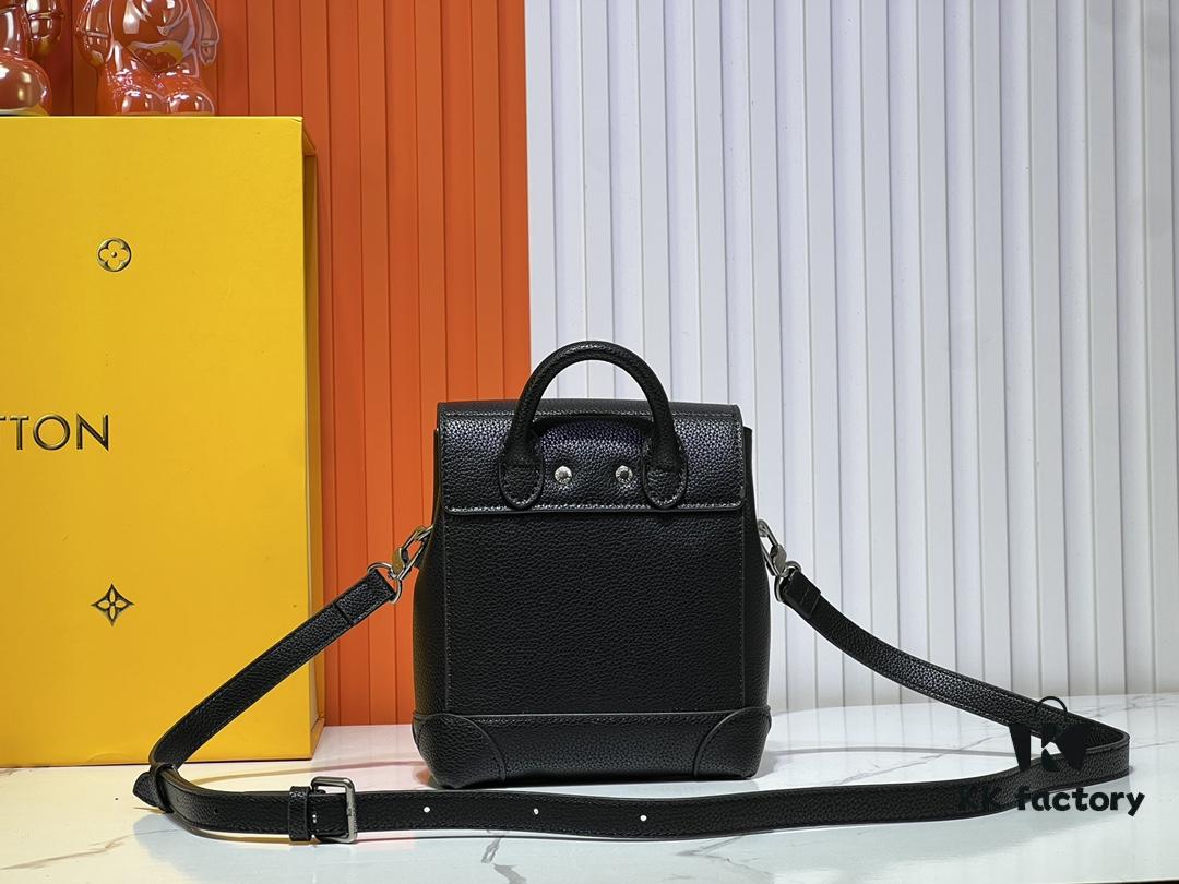 69306bec6e68136f4d9a51ab Upgraded Model: M11630 Steamer 15 Handbag