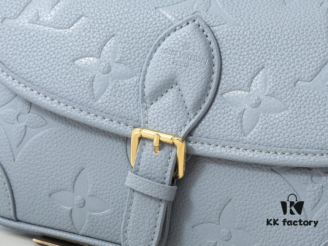 69306c0a6e68136f4d9a51ec Upgraded Original M46583 M46584 M46386 M46388 M45985 Full Leather Baguette Bag Series New Diane Handbag