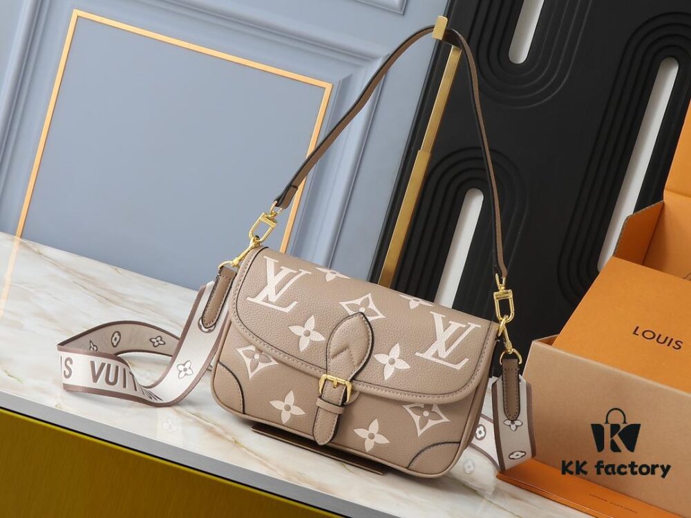 69306c1f6e68136f4d9a5212 Upgraded Original M46583 M46584 M46386 M46388 M45985 Full-Leather Baguette Bag Series New Diane Handbag