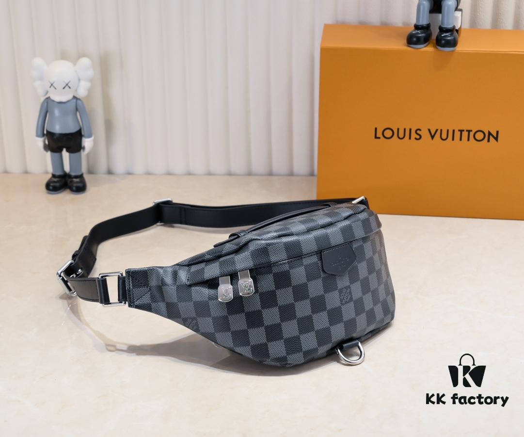 69306c646e68136f4d9a52b0 Exclusive Real Shot - Upgraded Version‼️ Genuine Cowhide Leather🔥 Original Hardware➕ Full Steel Zipper Pulls and Logo Badge🐂 NEW WAVE Waist Bag M44812 Black White🎏