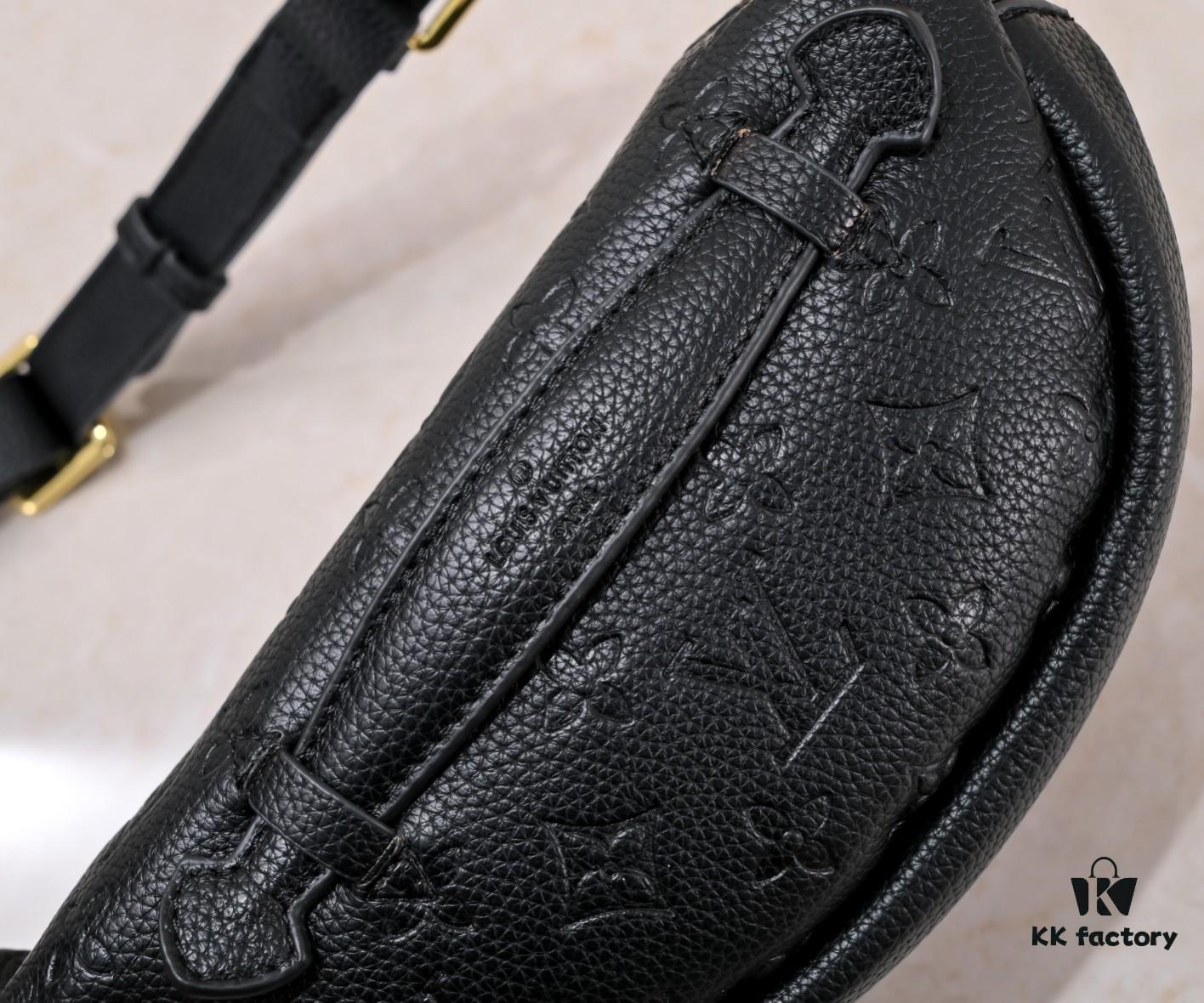 69306c706e68136f4d9a52ca Exclusive Real Shot - Upgraded Version ‼️ Genuine Leather 🔥 Original Hardware with Full Steel Zipper Pulls 🐂 NEW WAVE Waist Bag M44812 Black White 🎏