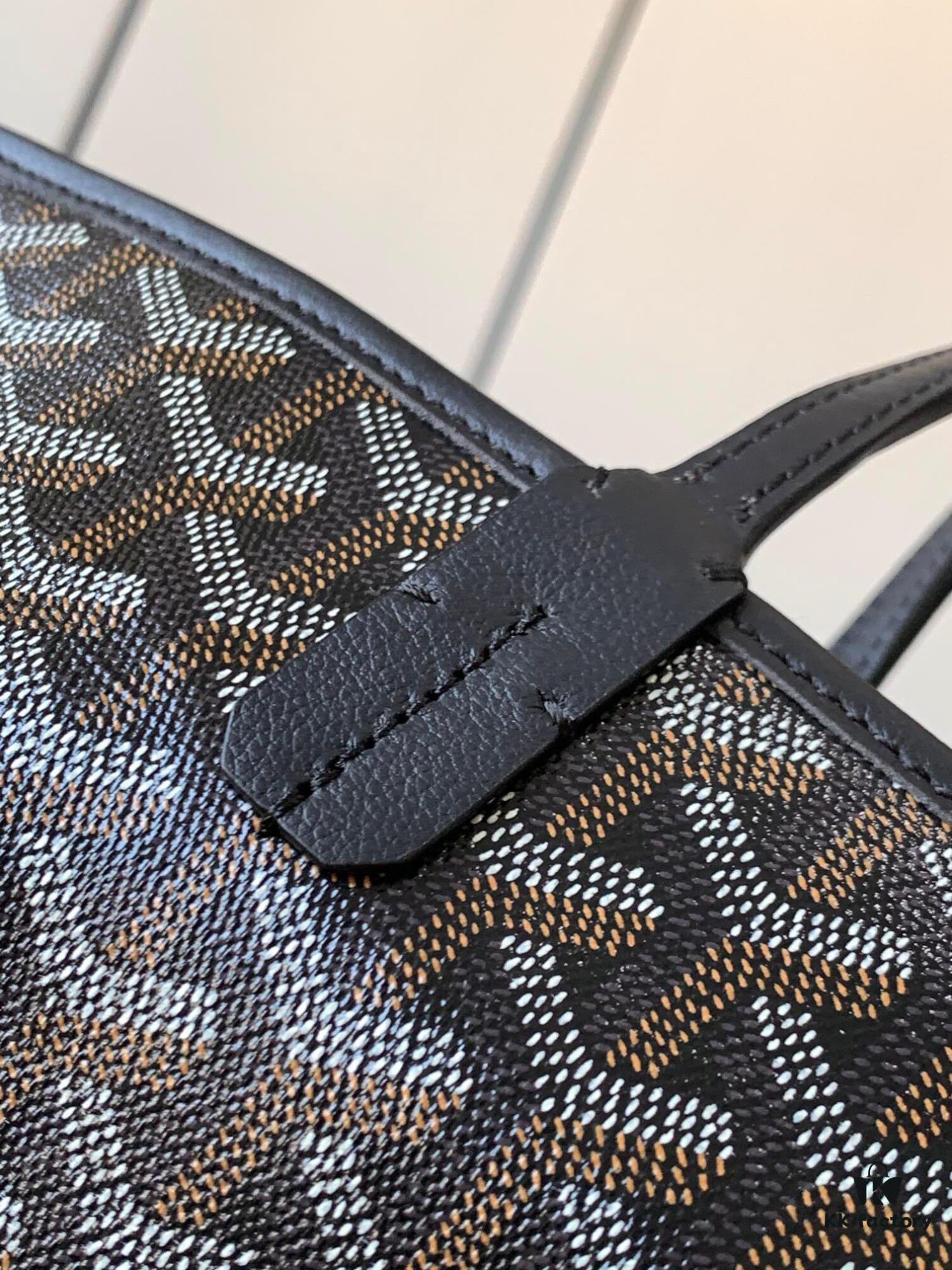 Small Artois Small Bag (Zippered Tote) – A Tribute to the Iconic Saint Louis Bag