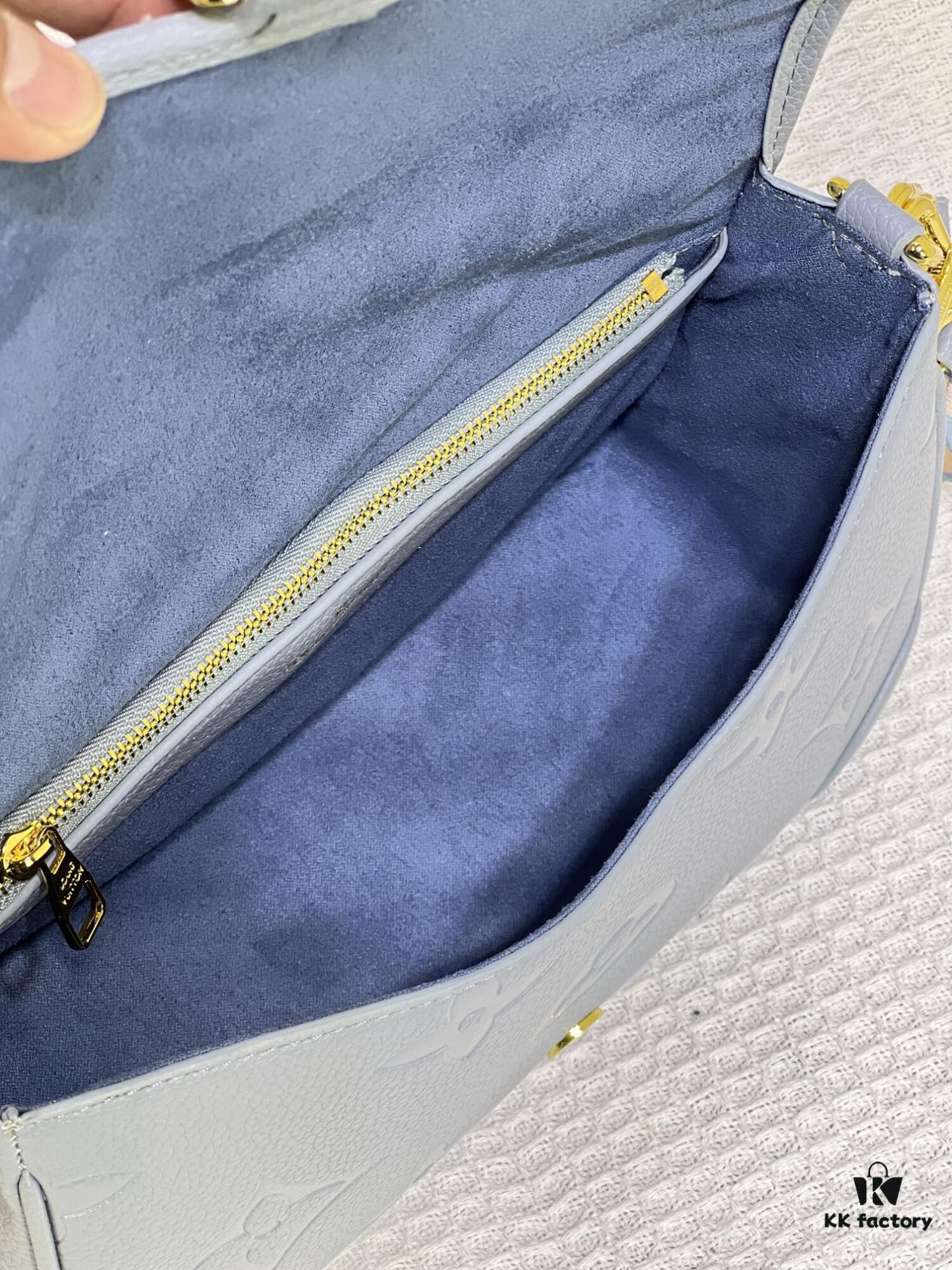 69306ce56e68136f4d9a53b1 M46386 M46388 M45985 M45683 M45684 Full Leather Baguette Bag Series New Diane Handbag