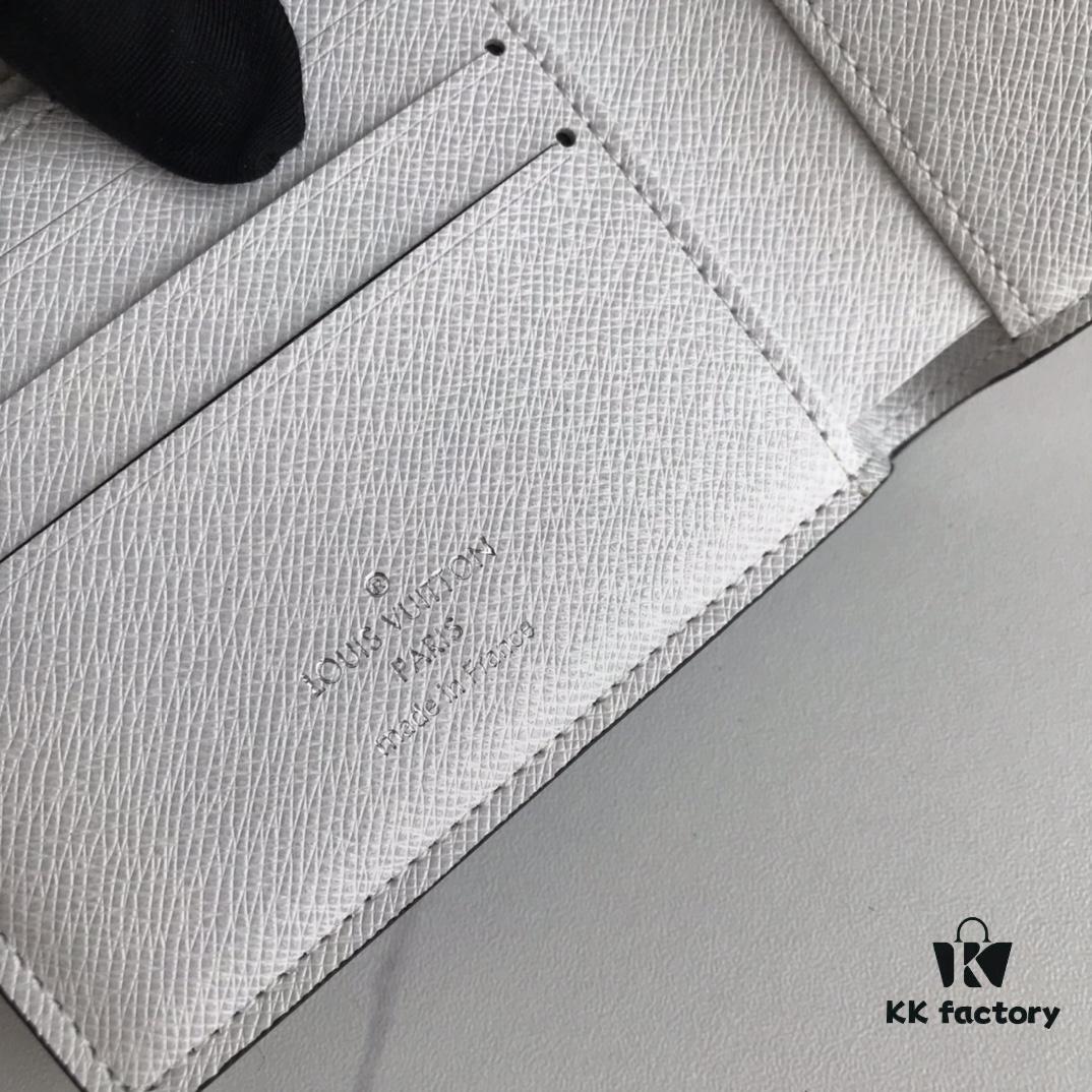 69306ce86e68136f4d9a53b7 M67819 MULTIPLE Louis Vuitton HHI Series Compact Wallet