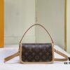 M83300 M45985 Baguette Collection New Diane Handbag