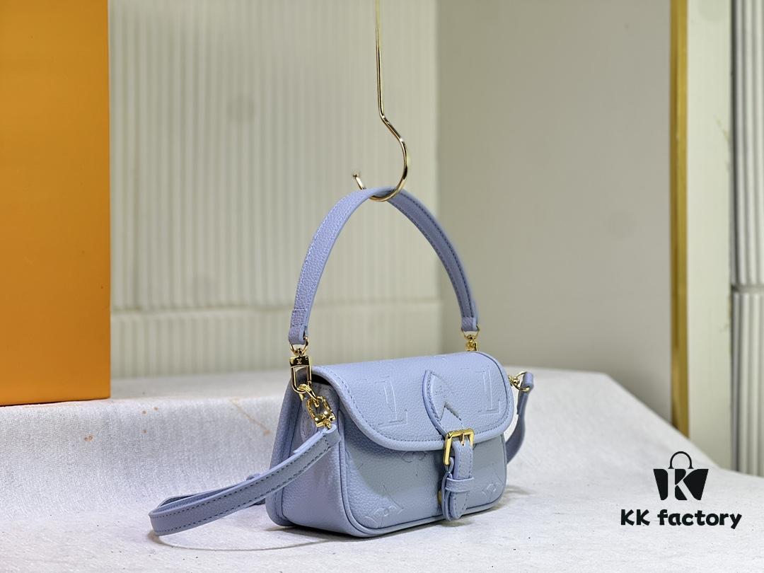 69306cf46e68136f4d9a53d2 M83300 M45985 Baguette Collection New Diane Handbag