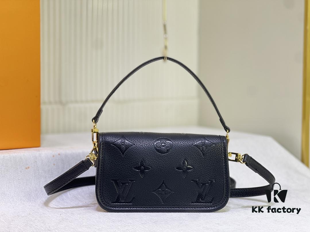 69306d026e68136f4d9a53f2 M83300 M45985 Baguette Collection New Diane Handbag