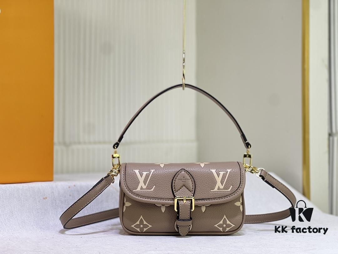 69306d056e68136f4d9a53f7 M83300 M45985 Baguette Collection New Diane Handbag