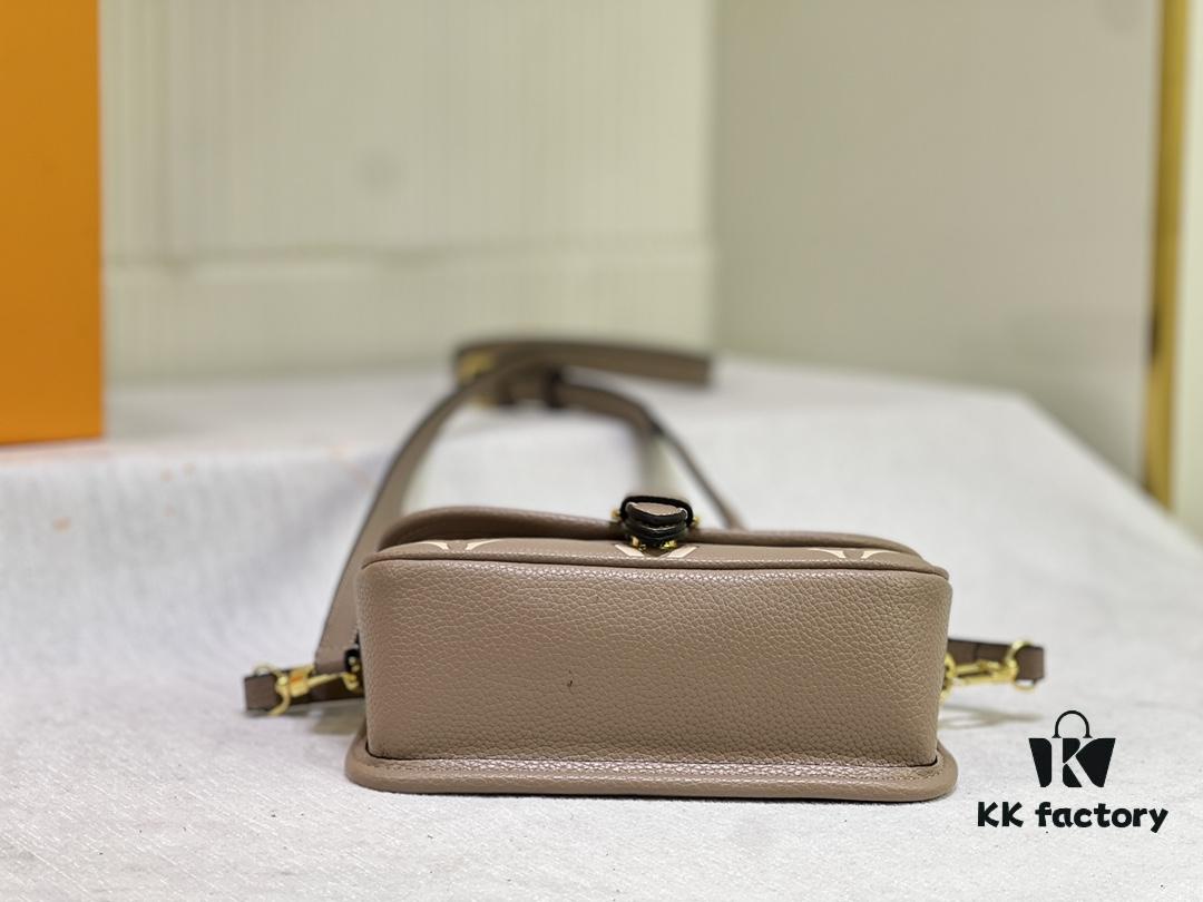 69306d076e68136f4d9a53f9 M83300 M45985 Baguette Collection New Diane Handbag