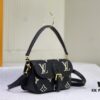69306d0a6e68136f4d9a53ff M83300 M45985 Baguette Collection New Diane Handbag