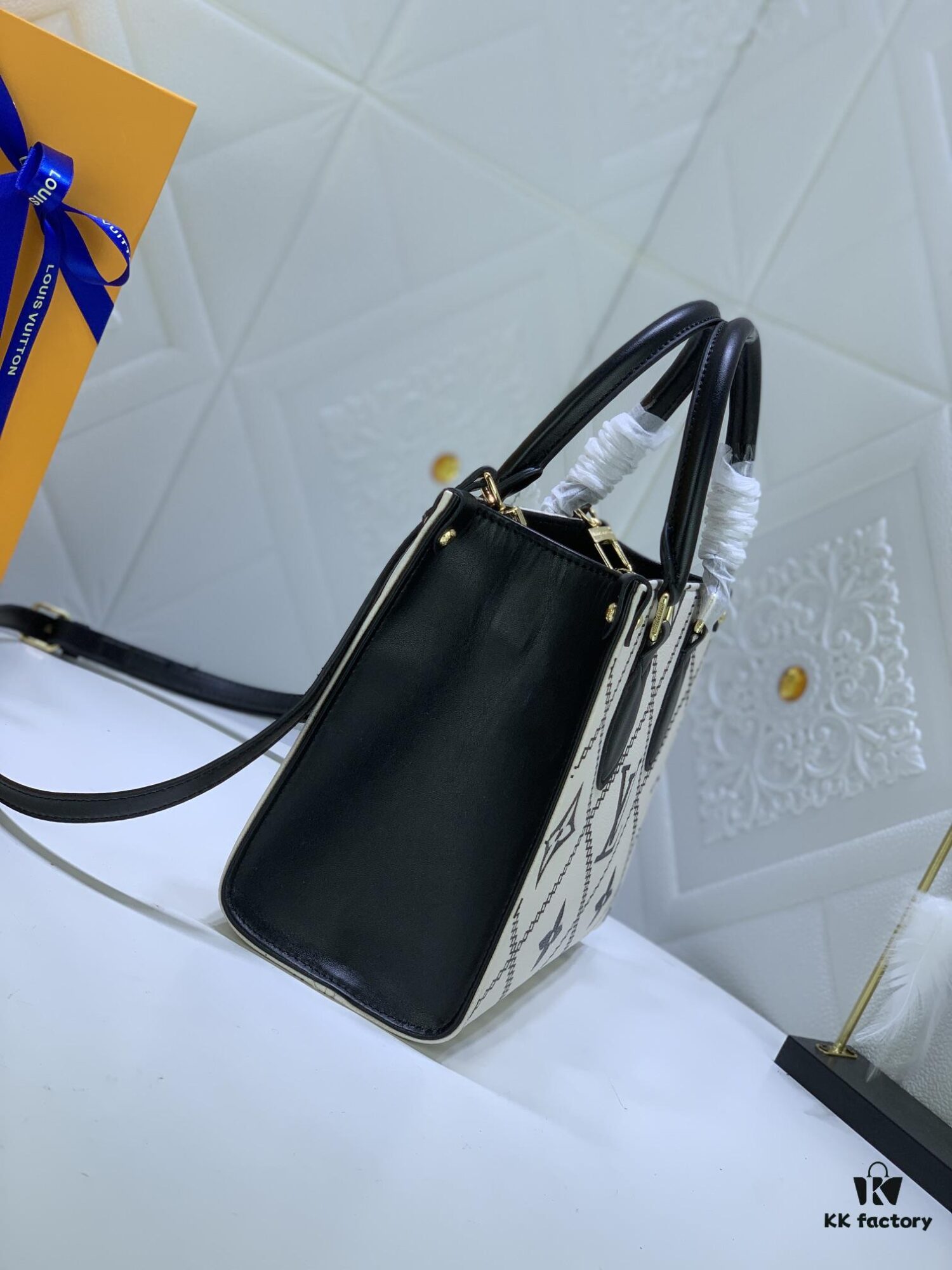 69306d136e68136f4d9a5412 Large, Medium, Small Size Upgraded Original Version New Model with Matching Embossing Louis Vuitton OnTheGo Tote Bag