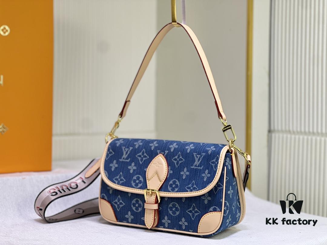 69306d146e68136f4d9a5415 M46386 M45985 Denim Baguette Diane Handbag