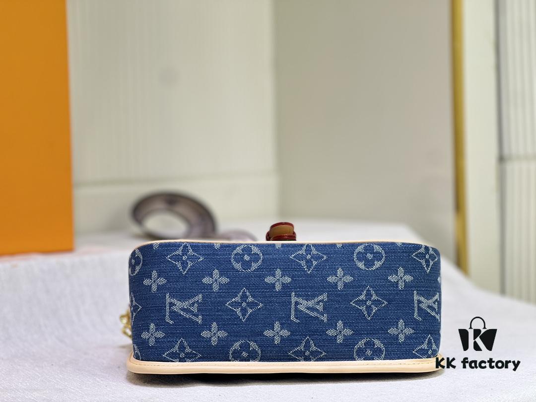 69306d156e68136f4d9a5417 M46386 M45985 Denim Baguette Diane Handbag