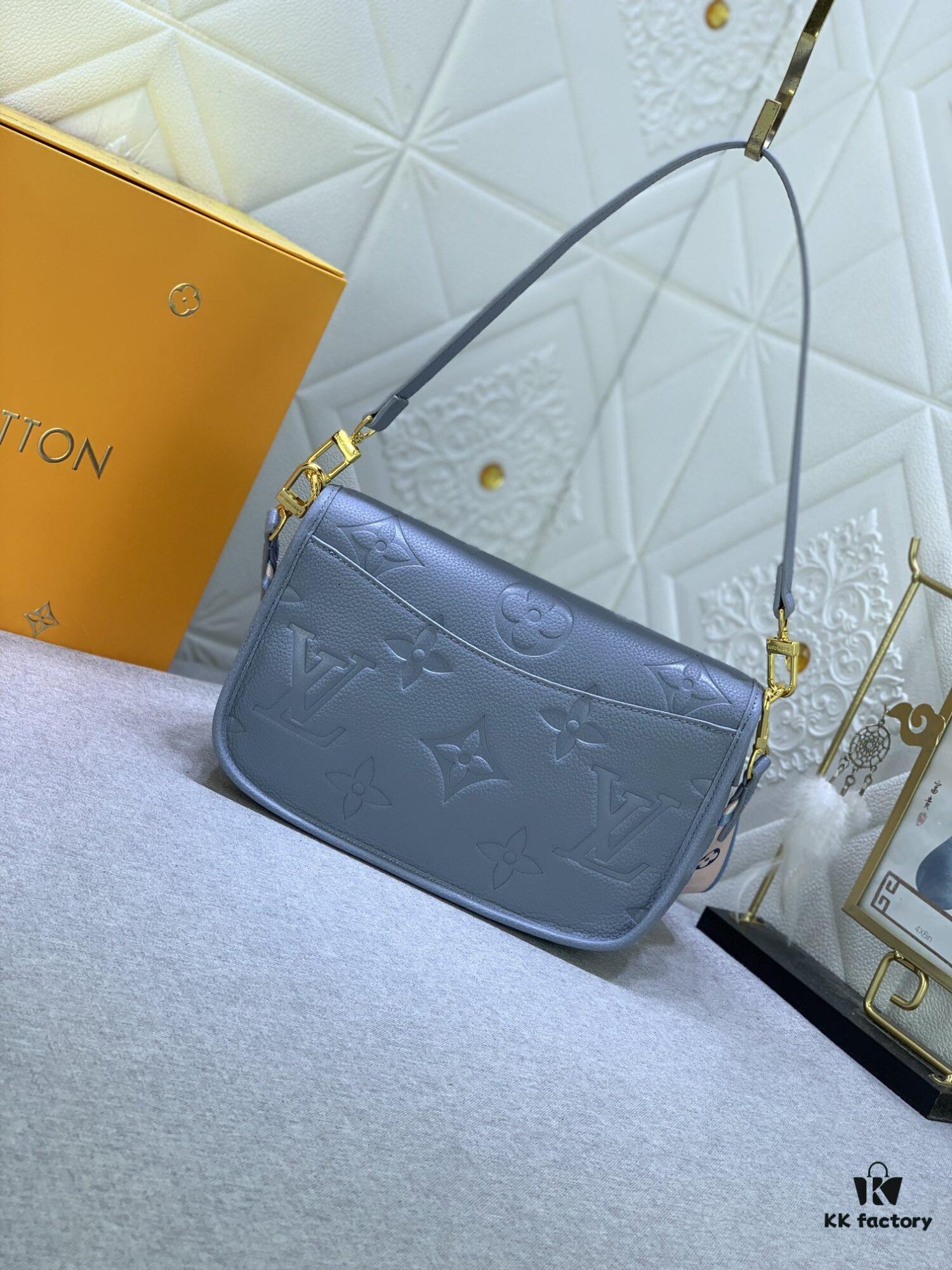 69306d196e68136f4d9a541e Upgraded Original M46583 M46584 M46386 M46388 M45985 Full Leather Baguette Bag Series New Diane Handbag