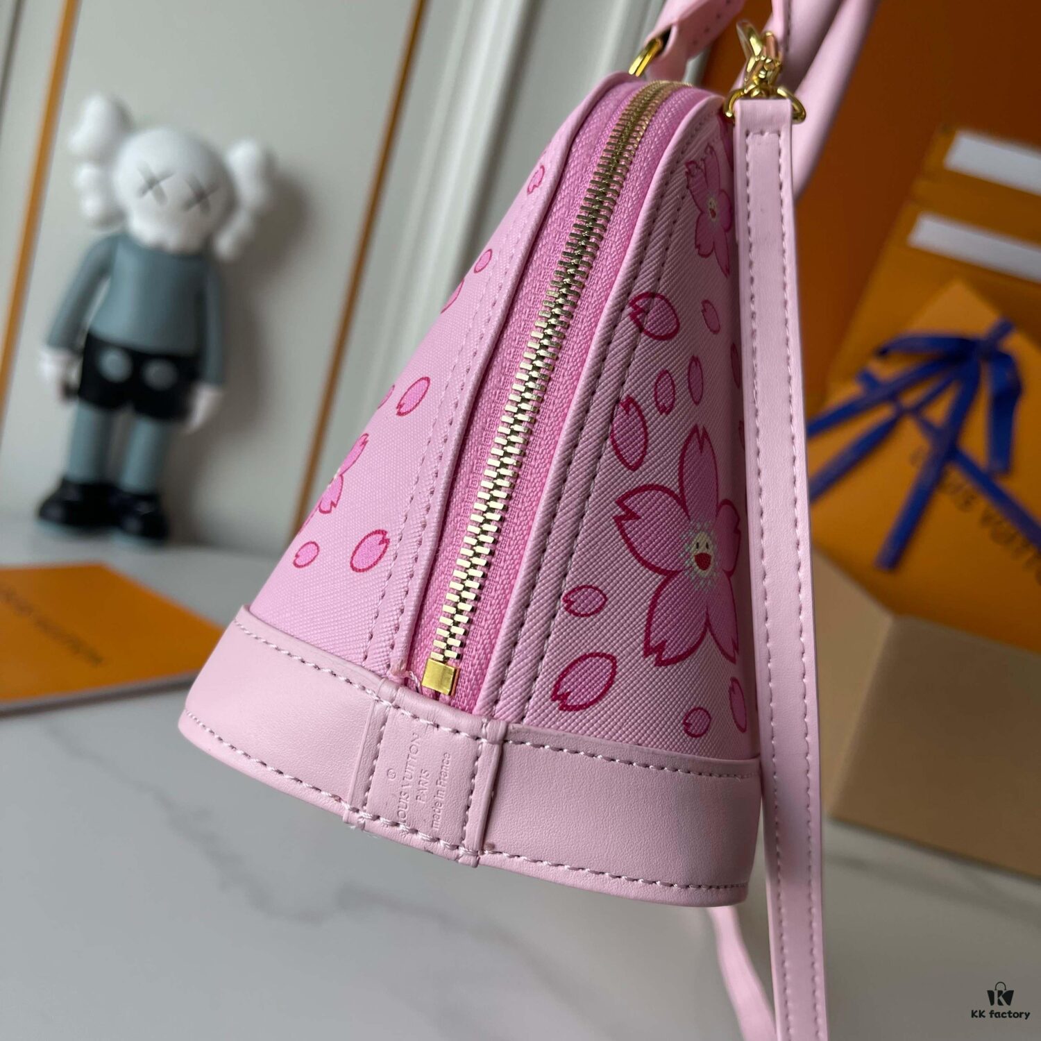 69306d406e68136f4d9a5461 Upgraded Version of Murakami's Cherry Blossom, M13104 M53152 M13670 Louis Vuitton Alma Bag
