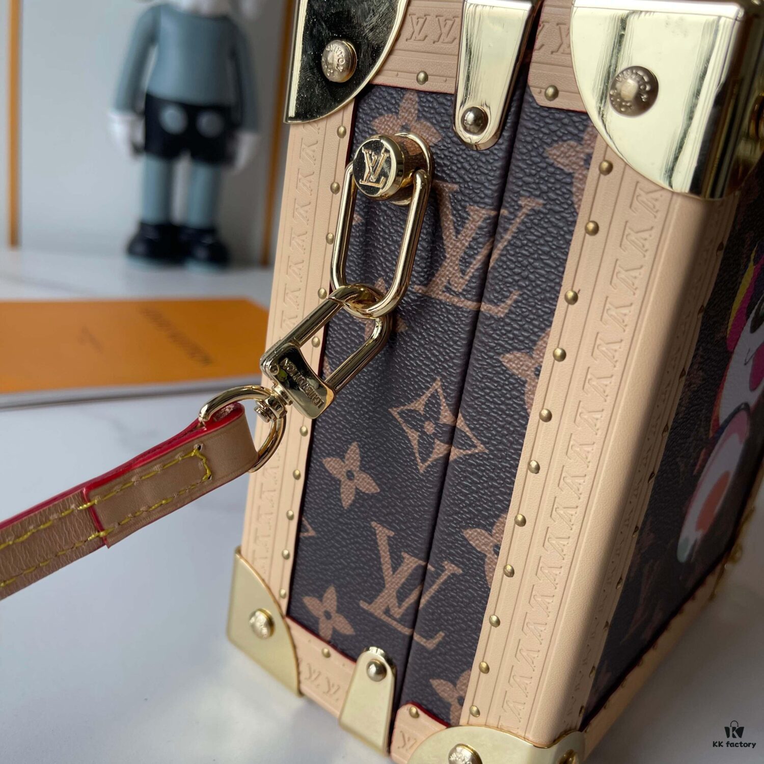 Upgraded M13127 Mini Square Trunk Doll