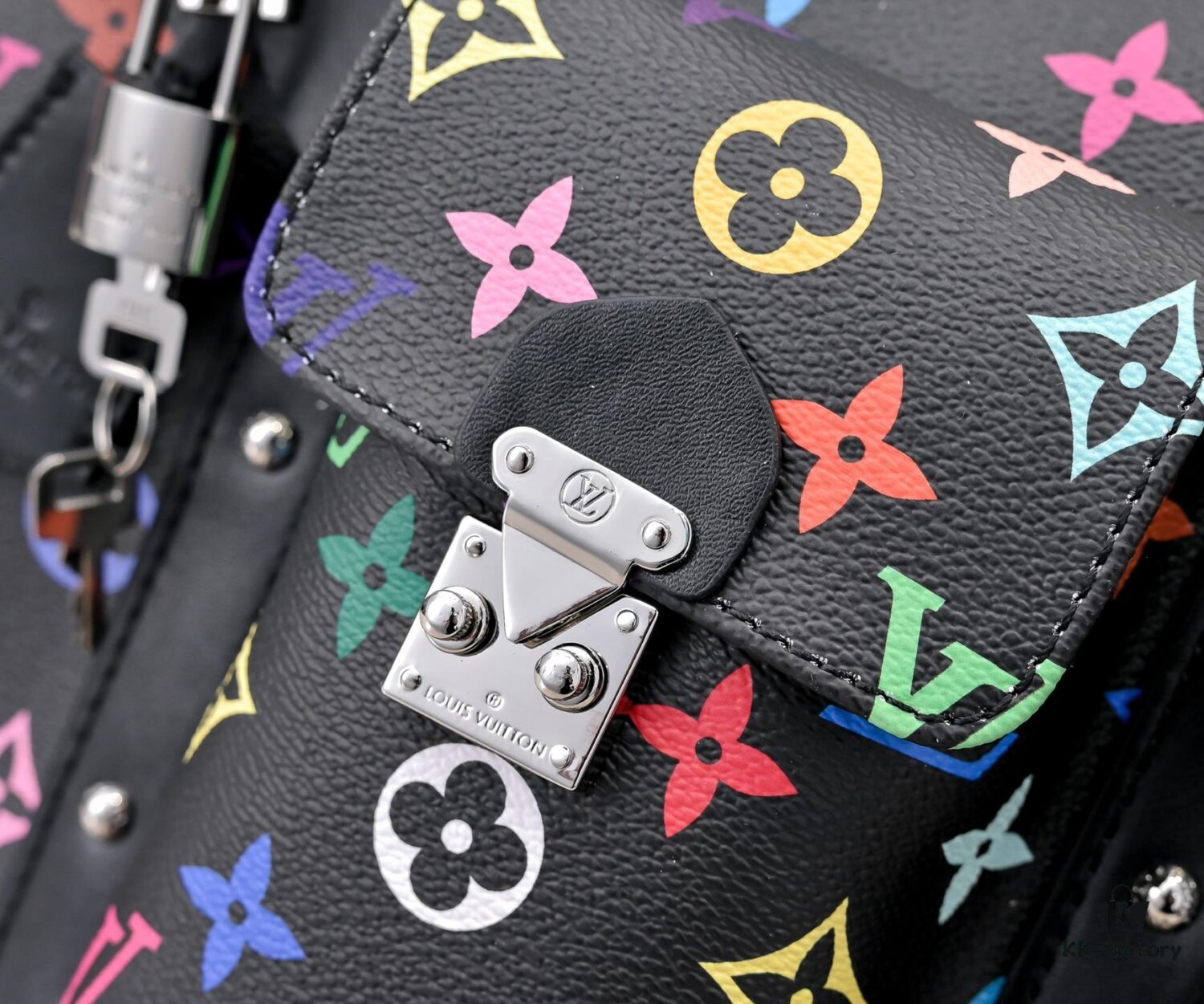 69306d5a6e68136f4d9a5486 New Arrival M13742 White Color Black Color Travel Bag LV x TM KEEPALL BANDOULIÈRE 45