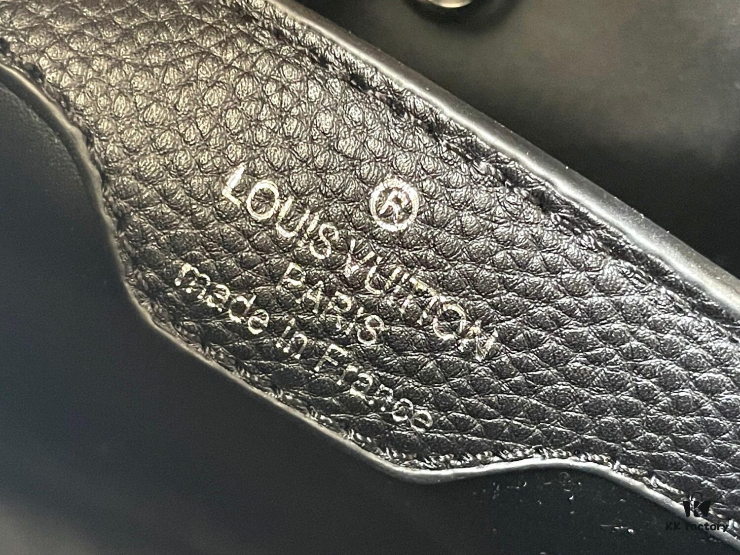 69306d696e68136f4d9a54a3 Upgraded M21663 LV x YK Capucines Small Handbag