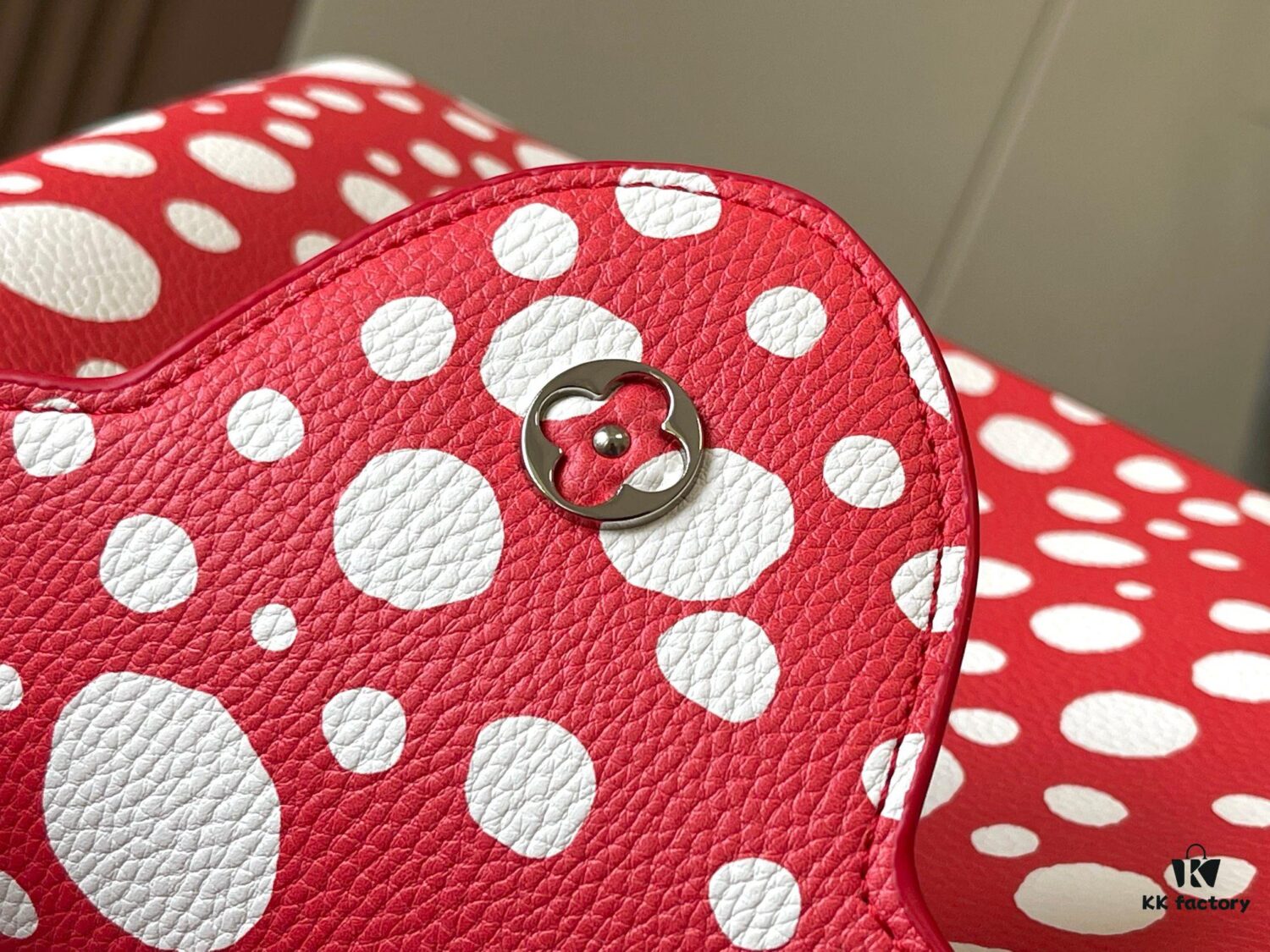 69306d6e6e68136f4d9a54a9 Upgraded M21665 LV x YK Capucines Medium Handbag