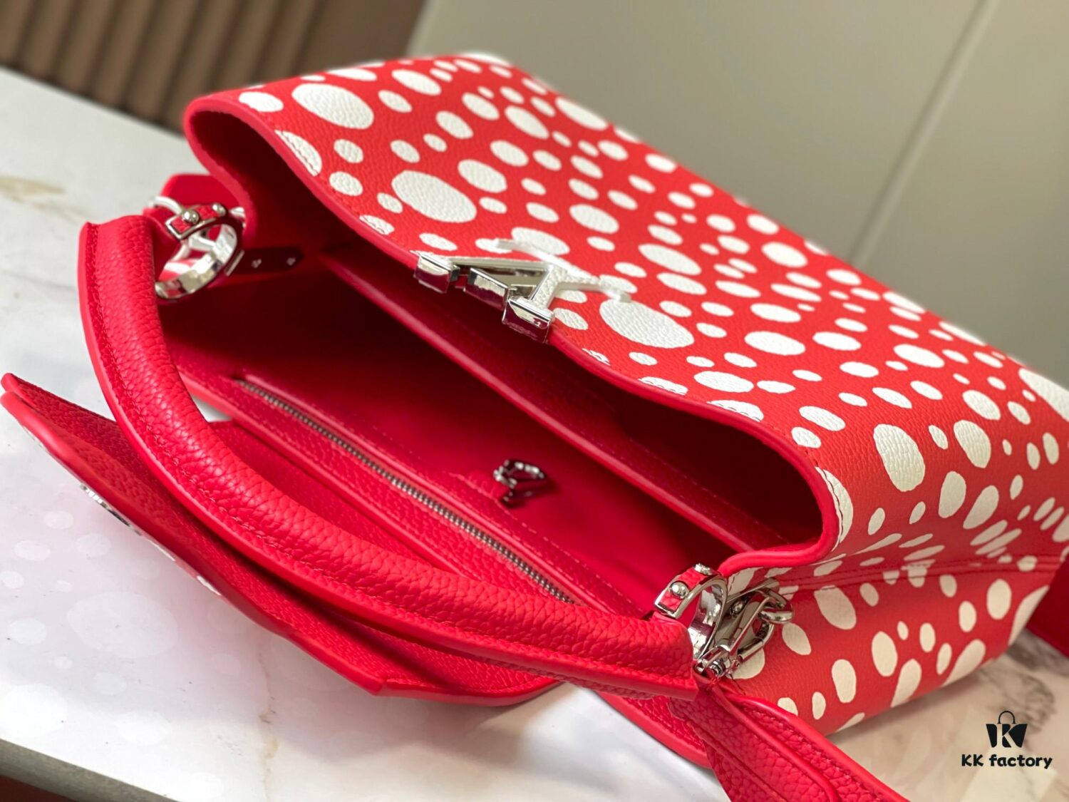 69306d6e6e68136f4d9a54aa Upgraded M21665 LV x YK Capucines Medium Handbag
