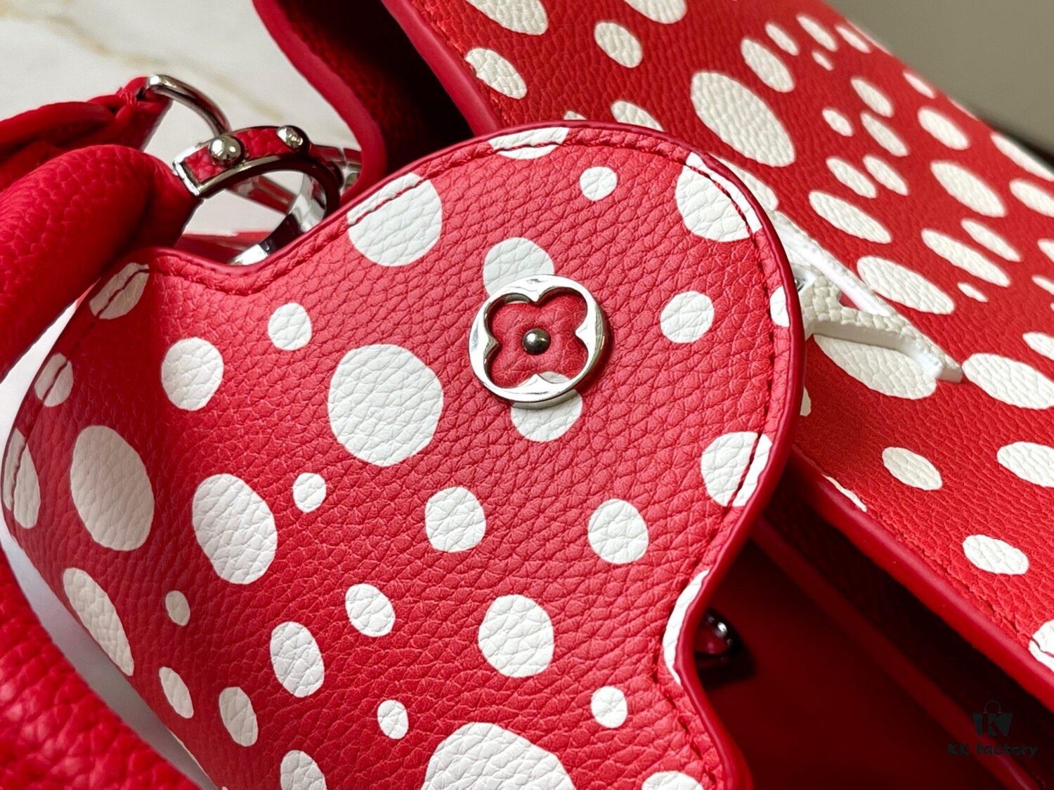 69306d736e68136f4d9a54b2 Upgraded M21663 LV x YK Capucines Small Handbag
