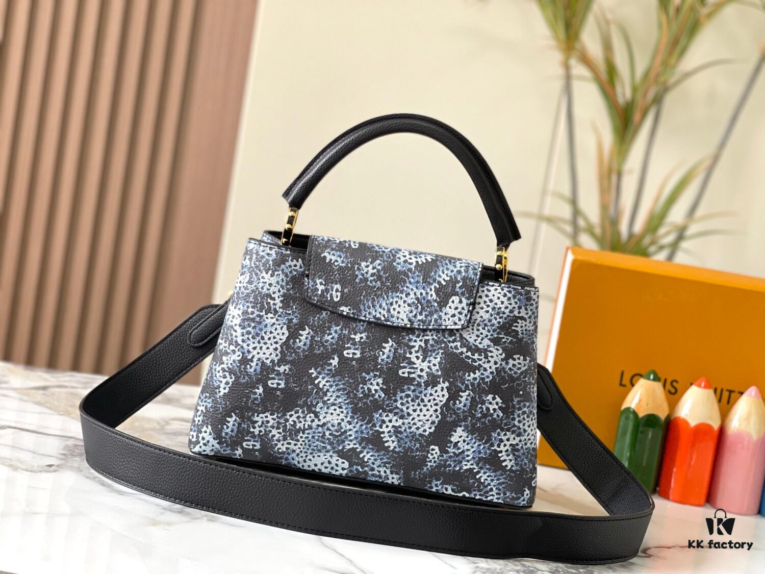 69306d806e68136f4d9a54c8 Upgraded M21728 Yayoi Kusama's Infinity Net Series Inspired LV x YK Capucines Medium Handbag